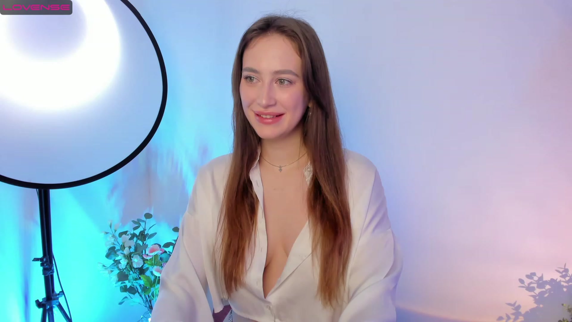 Gallery image thumbnail from Lanna_Rhoades's myfreecams stream on, 11/28/2022, 15:25 image 18 of 20