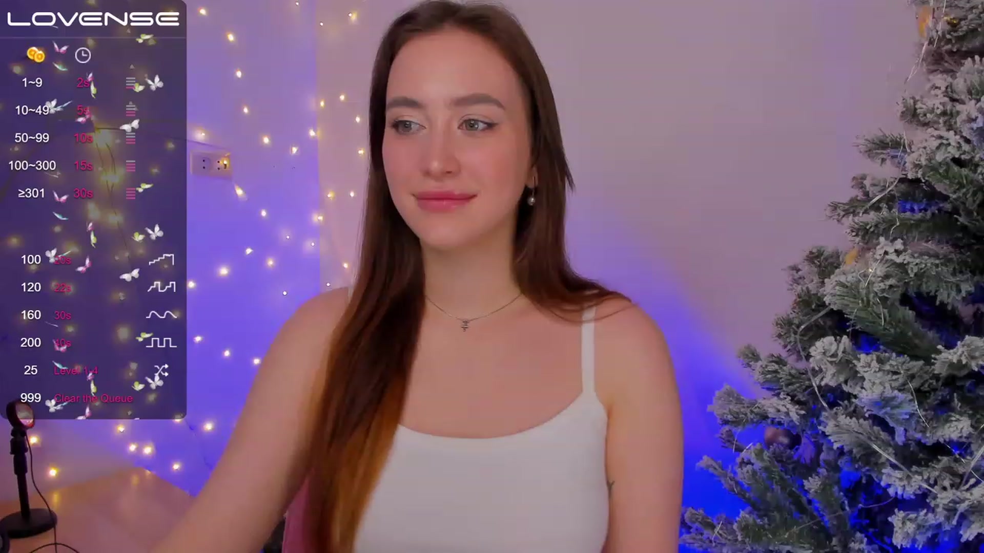 Gallery image thumbnail from Lanna_Rhoades's myfreecams stream on, 12/26/2022, 17:03 image 6 of 20