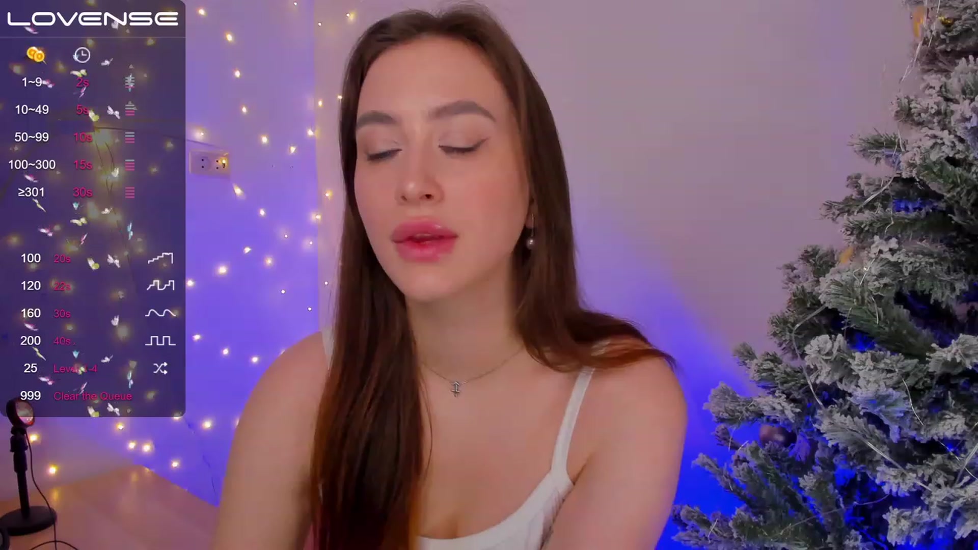 Gallery image thumbnail from Lanna_Rhoades's myfreecams stream on, 12/26/2022, 17:03 image 7 of 20