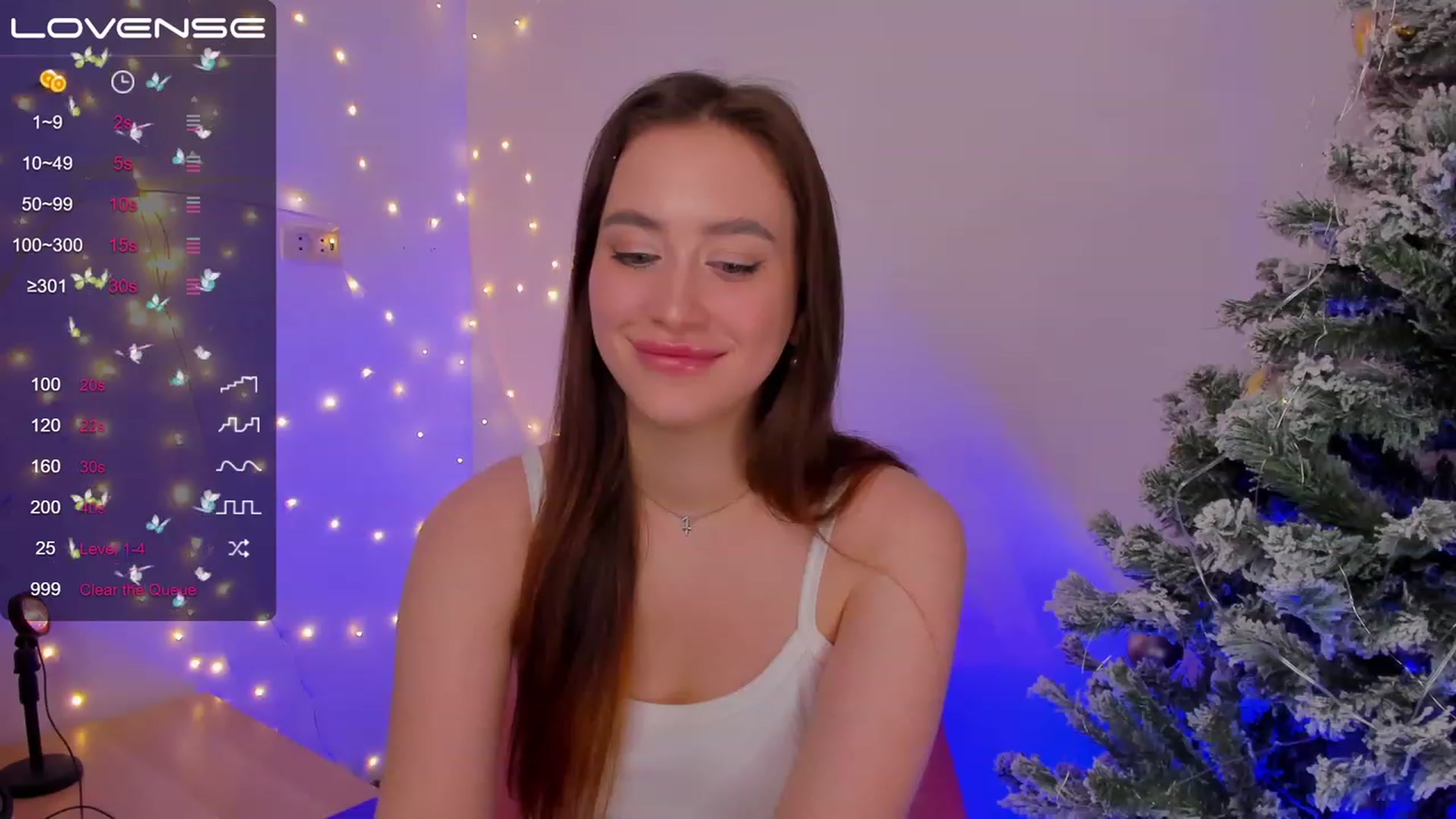 Gallery image thumbnail from Lanna_Rhoades's myfreecams stream on, 12/26/2022, 17:03 image 3 of 20