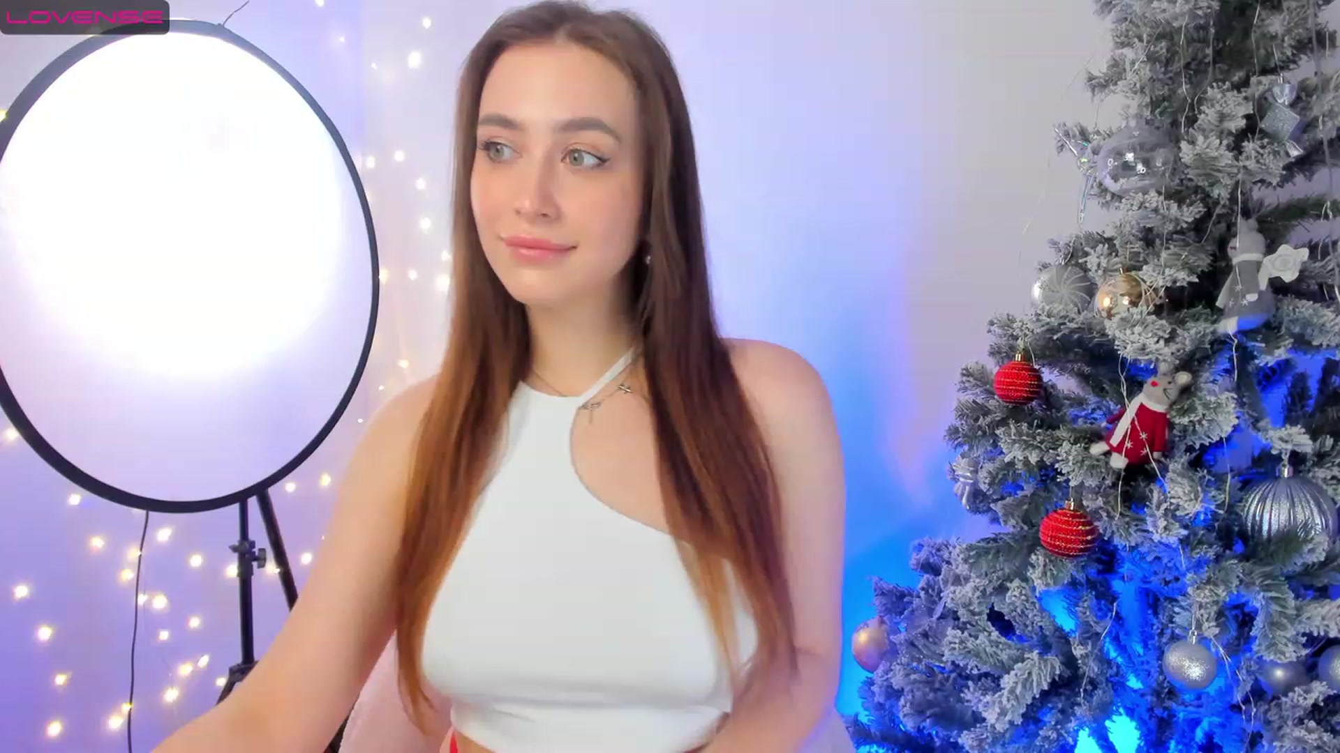 Gallery image thumbnail from Lanna_Rhoades's myfreecams stream on, 12/31/2022, 13:54 image 15 of 20