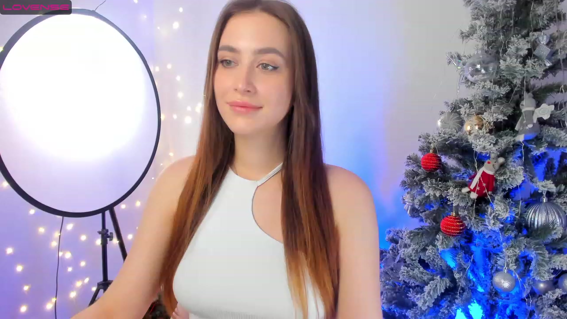 Gallery image thumbnail from Lanna_Rhoades's myfreecams stream on, 12/31/2022, 16:22 image 6 of 20
