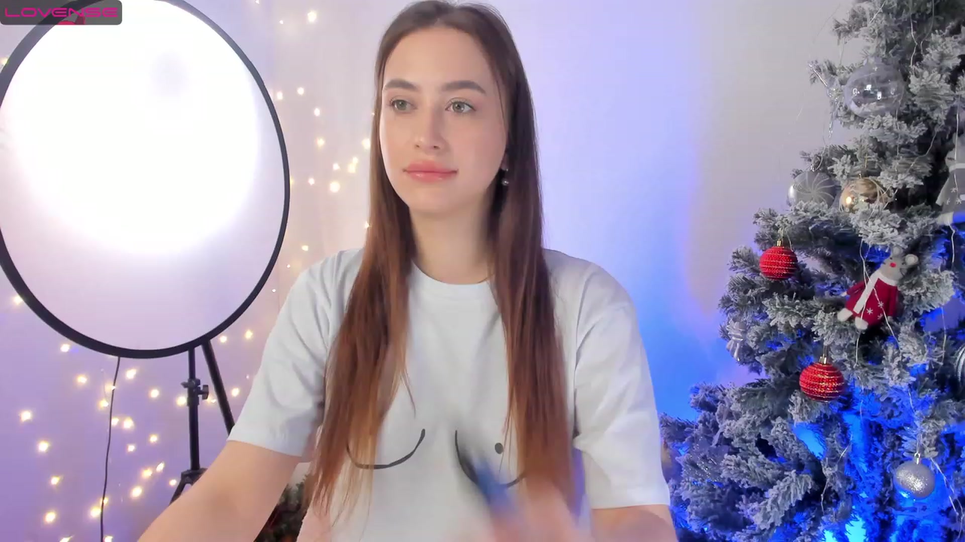 Gallery image thumbnail from Lanna_Rhoades's myfreecams stream on, 01/02/2023, 12:47 image 4 of 20
