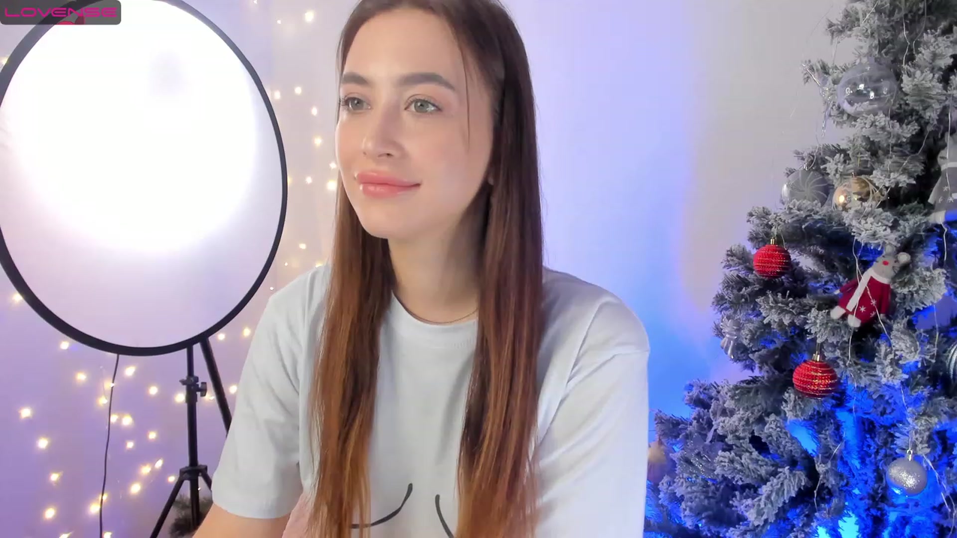 Gallery image thumbnail from Lanna_Rhoades's myfreecams stream on, 01/02/2023, 12:47 image 9 of 20