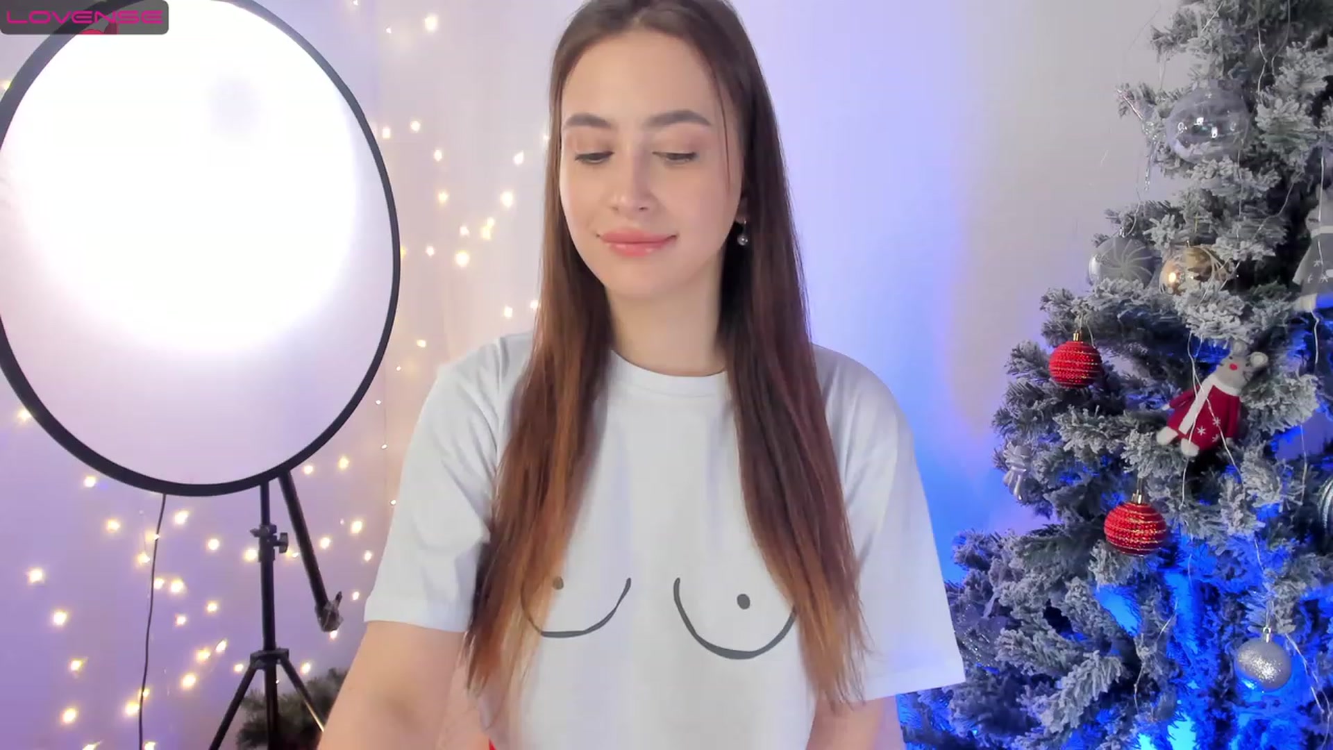 Gallery image thumbnail from Lanna_Rhoades's myfreecams stream on, 01/02/2023, 12:47 image 5 of 20