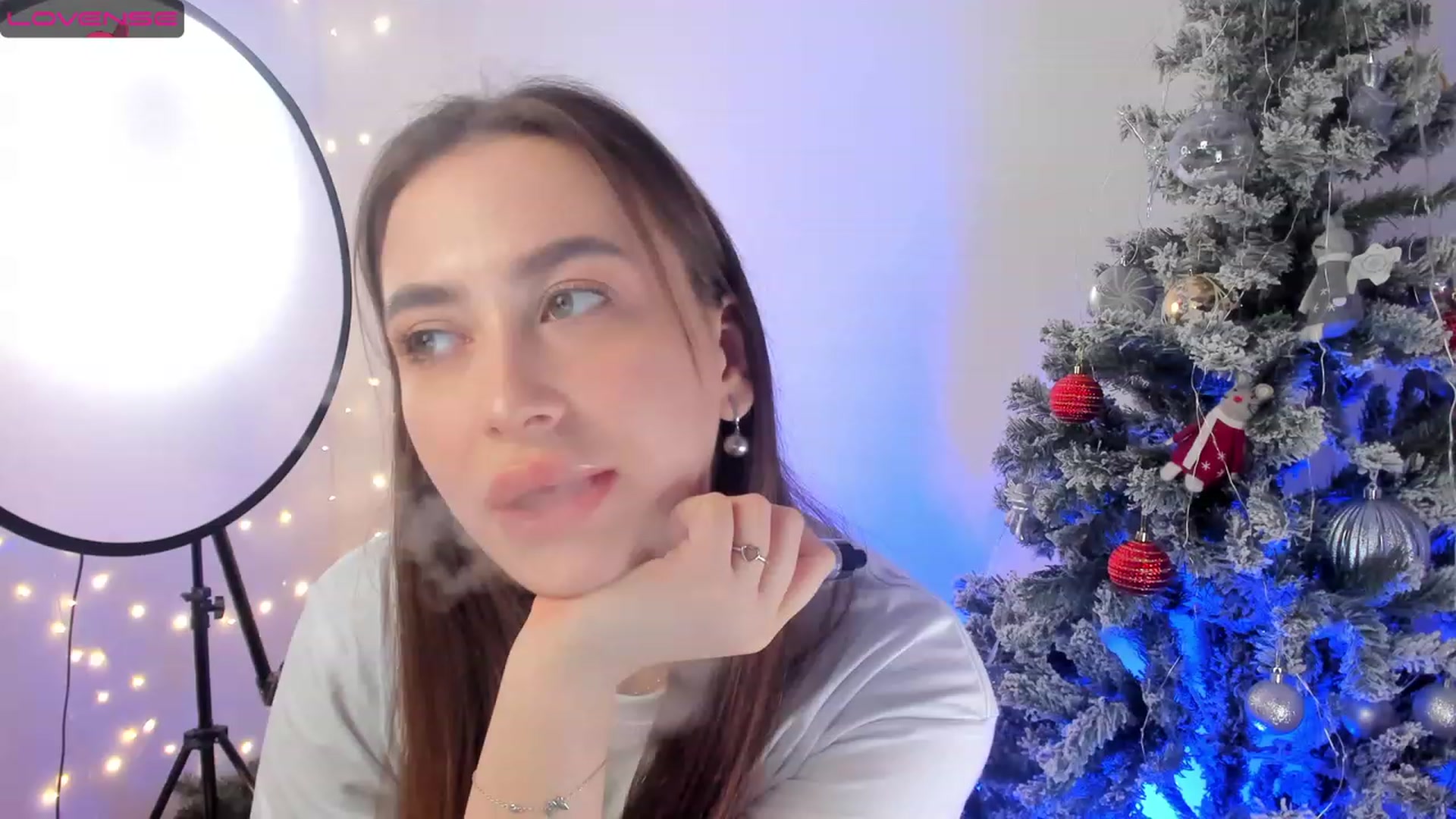 Gallery image thumbnail from Lanna_Rhoades's myfreecams stream on, 01/02/2023, 16:35 image 15 of 20