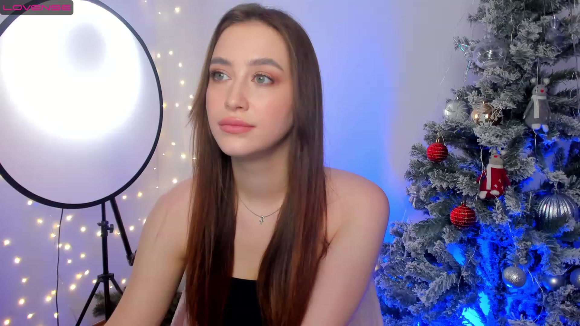 Gallery image thumbnail from Lanna_Rhoades's myfreecams stream on, 01/03/2023, 14:02 image 4 of 20