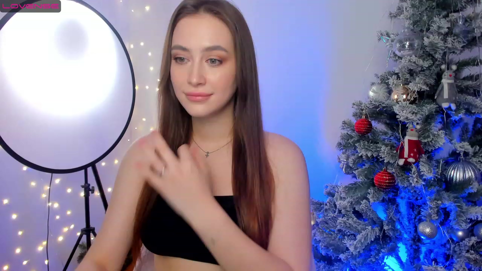 Gallery image thumbnail from Lanna_Rhoades's myfreecams stream on, 01/03/2023, 14:02 image 15 of 20