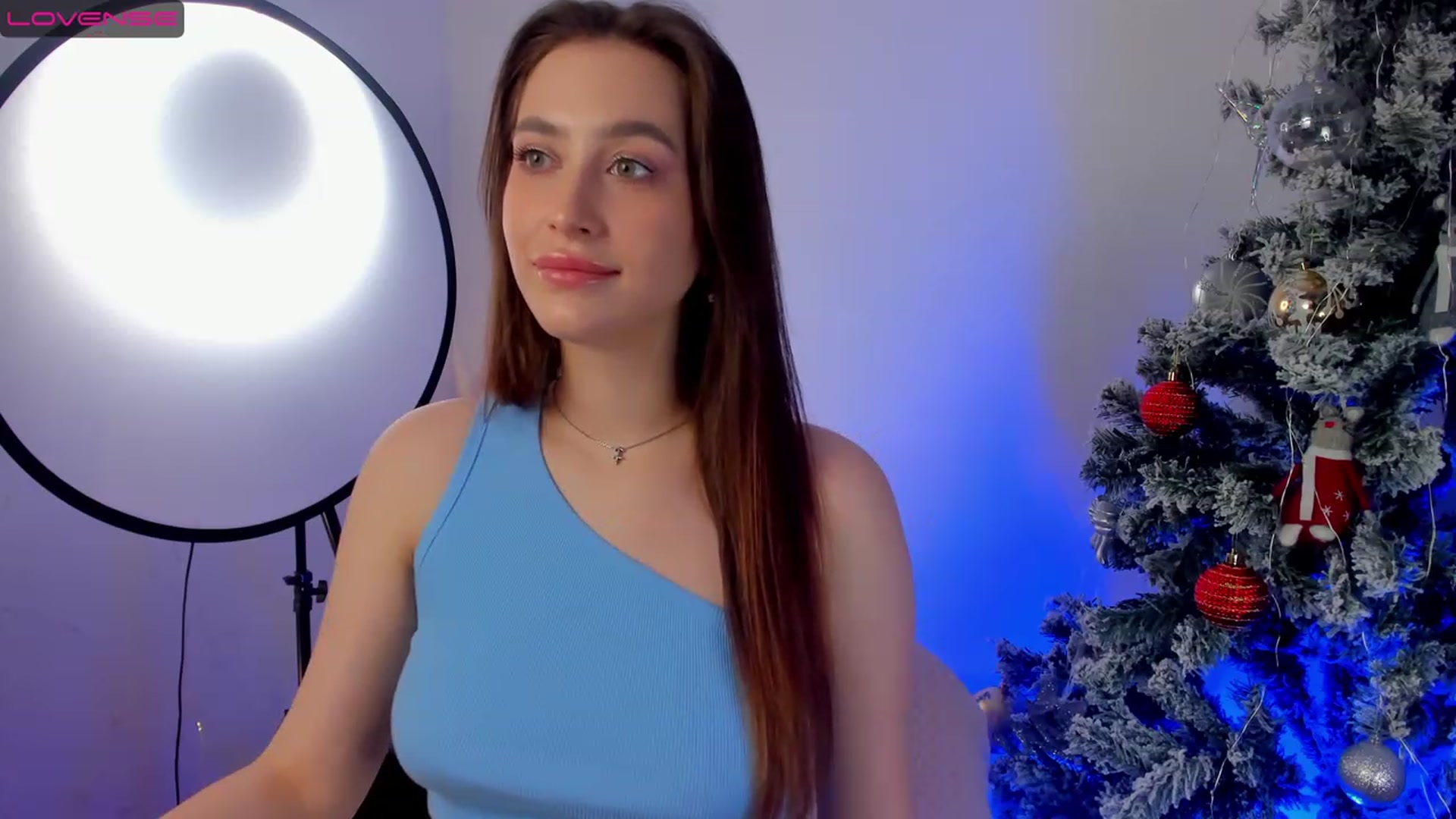 Gallery image thumbnail from Lanna_Rhoades's myfreecams stream on, 01/06/2023, 13:51 image 14 of 20