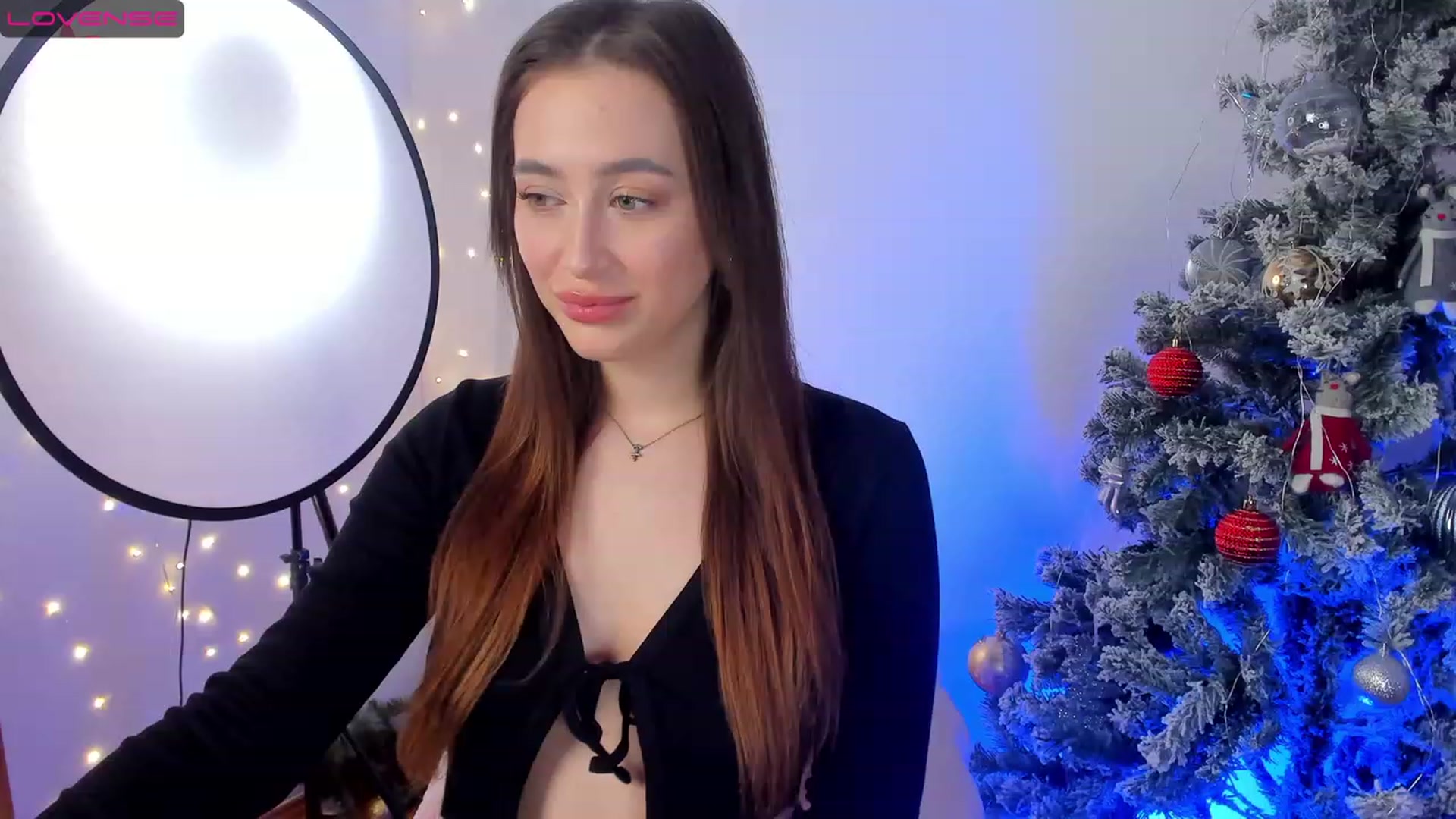 Gallery image thumbnail from Lanna_Rhoades's myfreecams stream on, 01/09/2023, 12:05 image 6 of 20