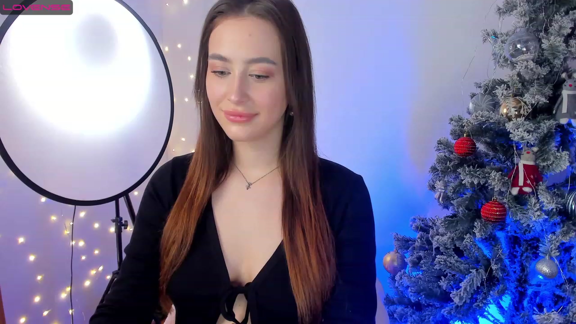 Gallery image thumbnail from Lanna_Rhoades's myfreecams stream on, 01/09/2023, 12:05 image 11 of 20