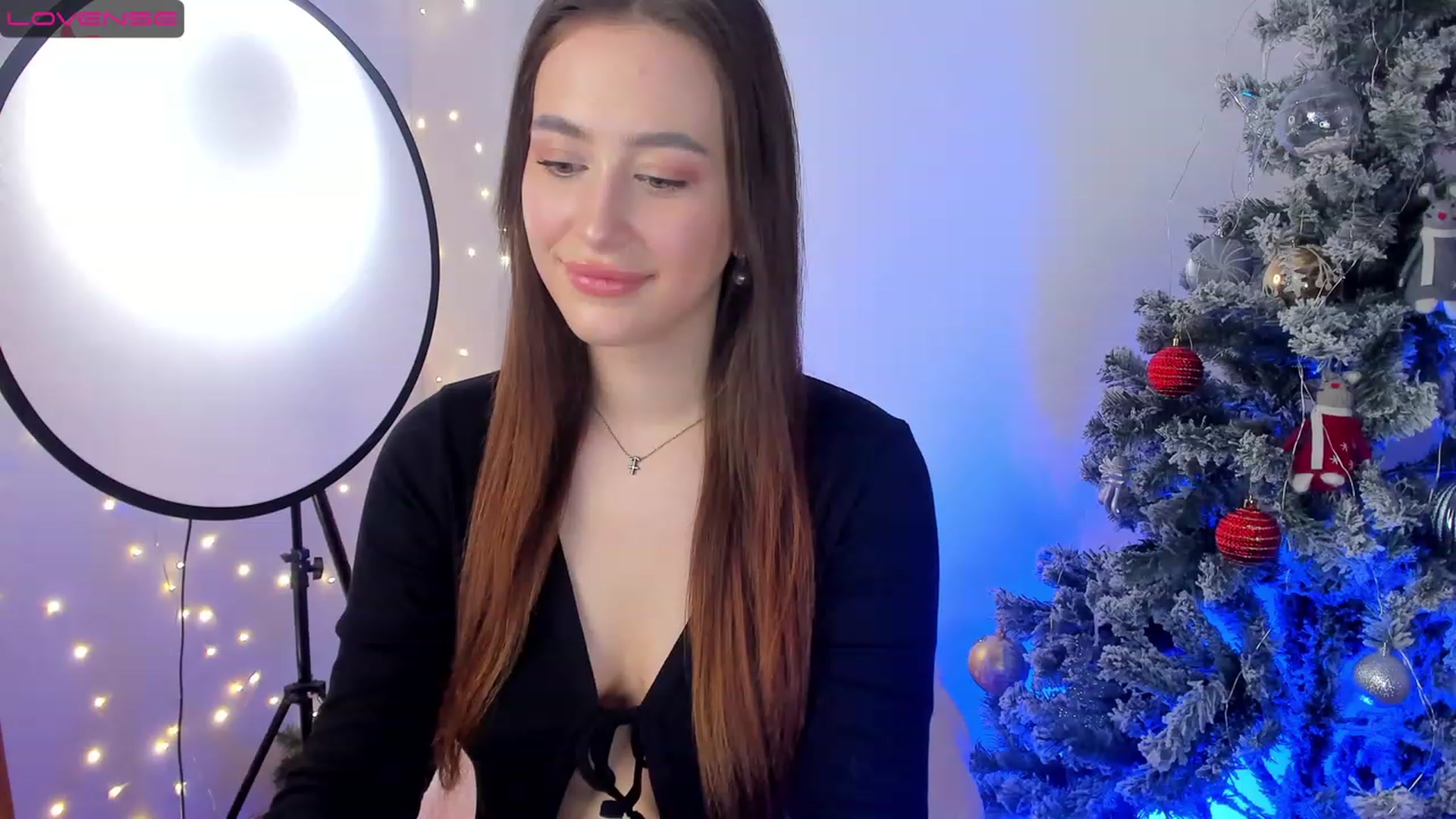 Gallery image thumbnail from Lanna_Rhoades's myfreecams stream on, 01/09/2023, 12:05 image 3 of 20