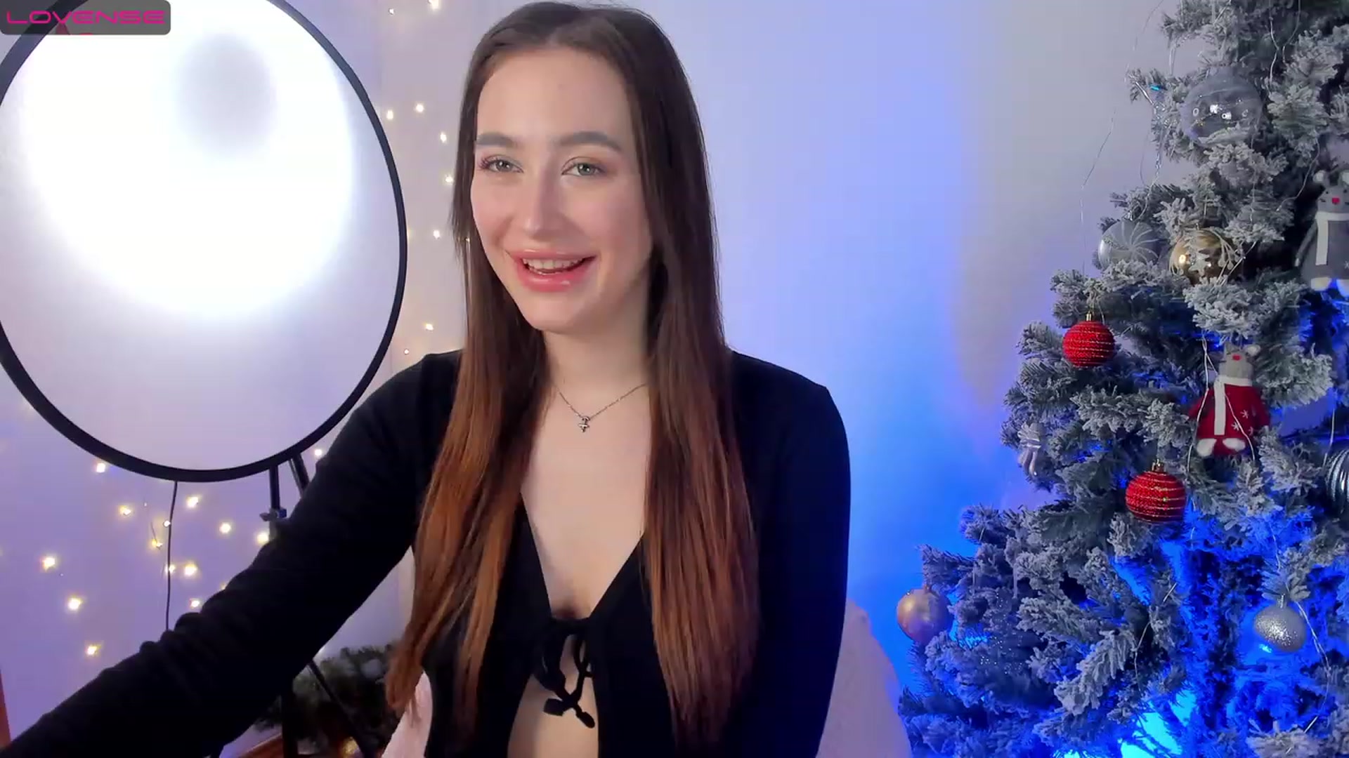 Gallery image thumbnail from Lanna_Rhoades's myfreecams stream on, 01/09/2023, 12:05 image 5 of 20