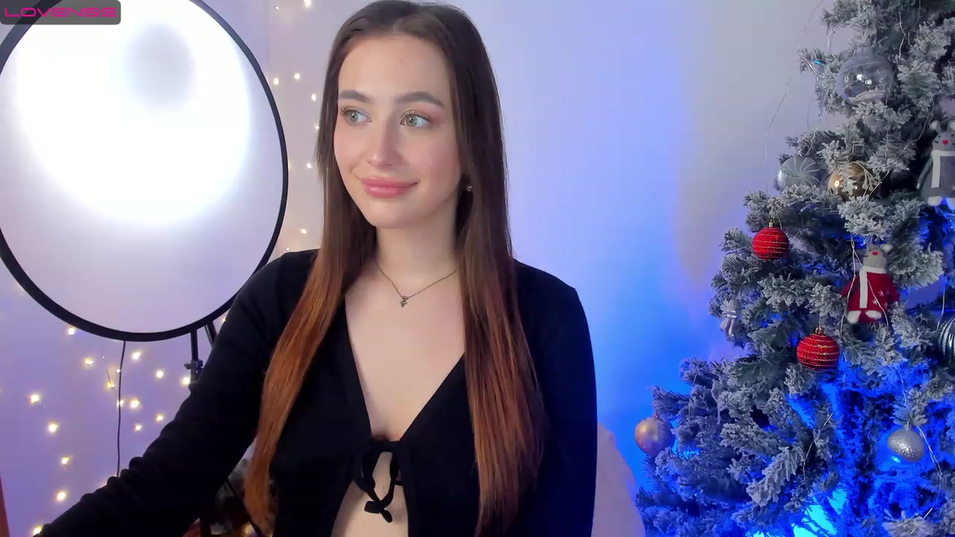 Gallery image thumbnail from Lanna_Rhoades's myfreecams stream on, 01/09/2023, 12:05 image 7 of 20