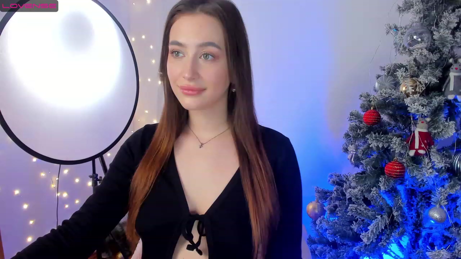 Gallery image thumbnail from Lanna_Rhoades's myfreecams stream on, 01/09/2023, 12:05 image 9 of 20
