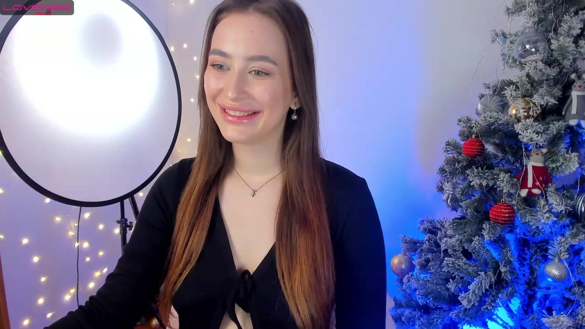 Gallery image thumbnail from Lanna_Rhoades's myfreecams stream on, 01/09/2023, 14:09 image 12 of 20