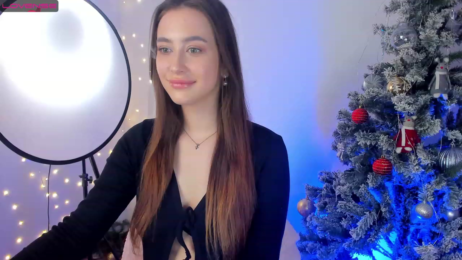 Gallery image thumbnail from Lanna_Rhoades's myfreecams stream on, 01/09/2023, 14:09 image 11 of 20