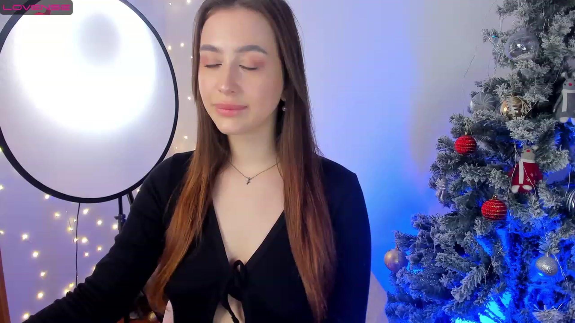 Gallery image thumbnail from Lanna_Rhoades's myfreecams stream on, 01/09/2023, 14:09 image 17 of 20