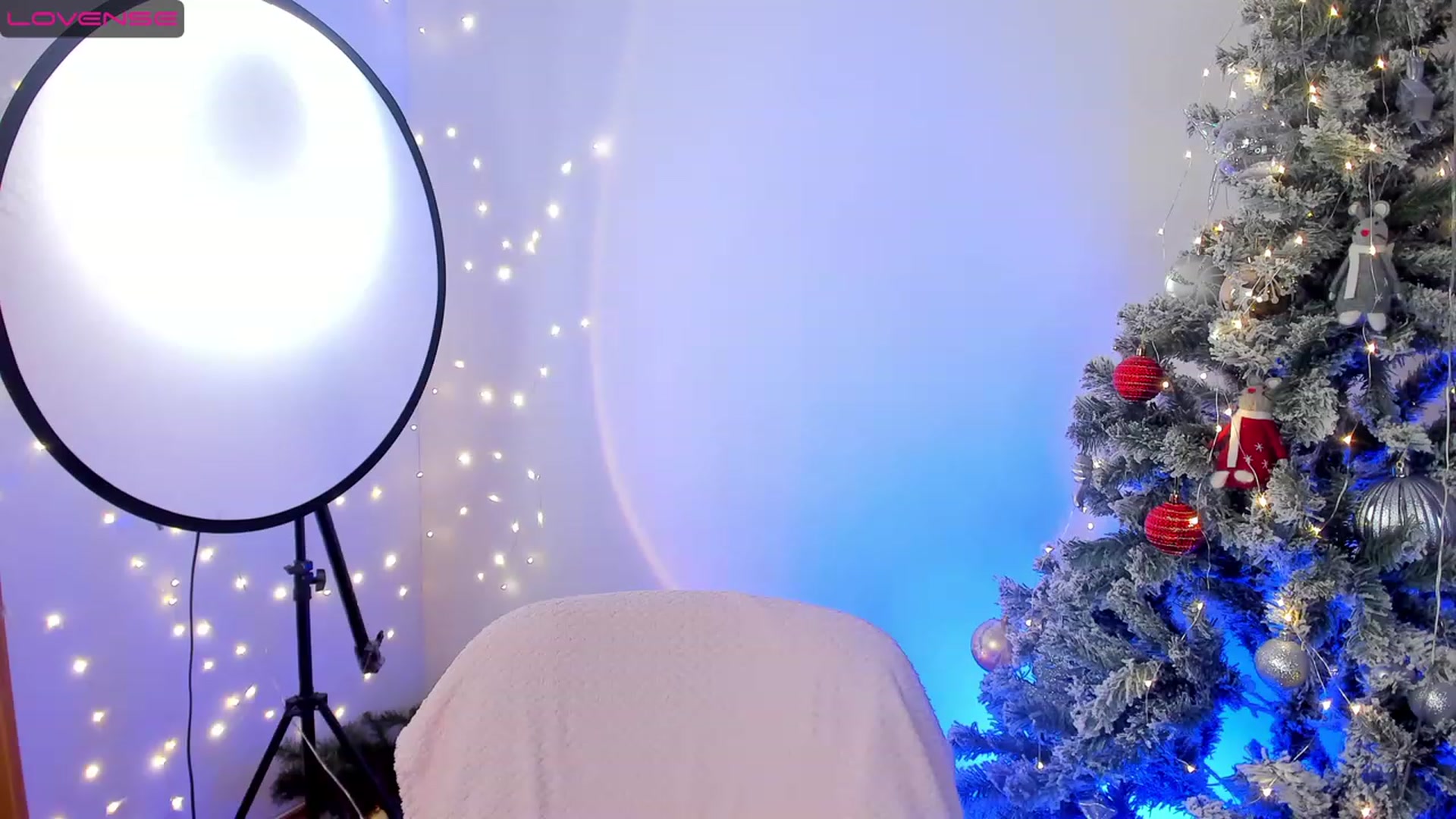Gallery image thumbnail from Lanna_Rhoades's myfreecams stream on, 01/10/2023, 15:37 image 19 of 20