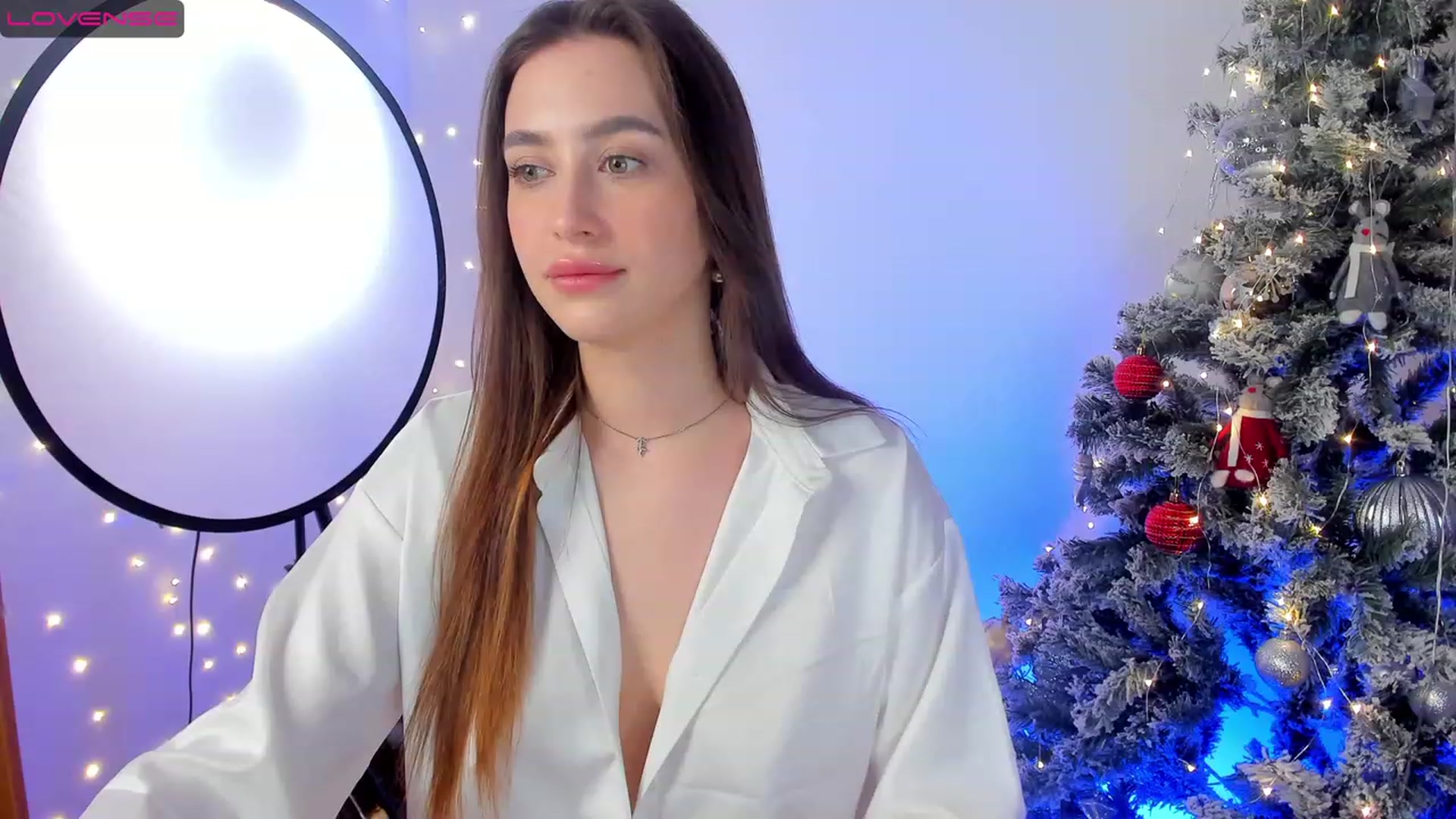 Gallery image thumbnail from Lanna_Rhoades's myfreecams stream on, 01/10/2023, 15:37 image 5 of 20