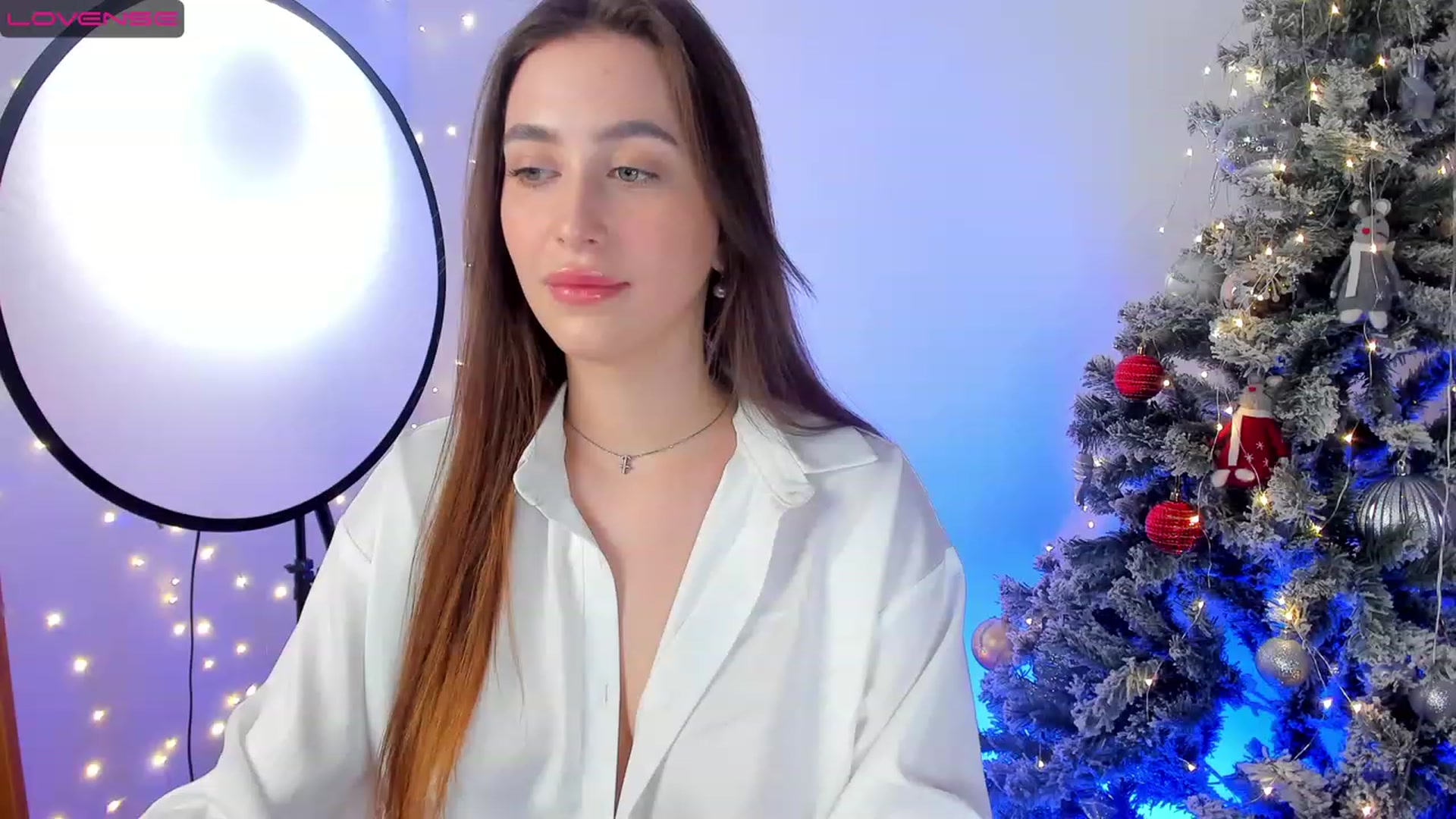 Gallery image thumbnail from Lanna_Rhoades's myfreecams stream on, 01/10/2023, 15:37 image 17 of 20