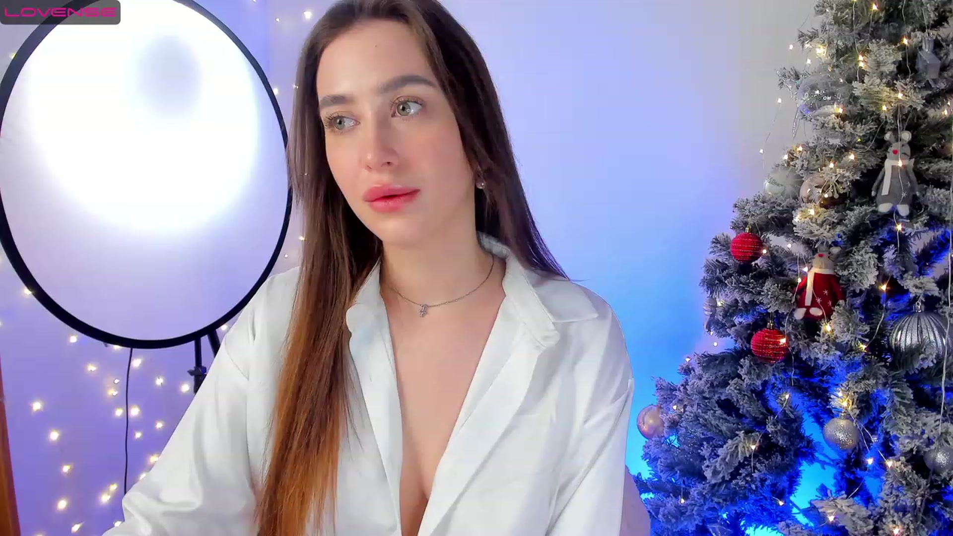 Gallery image thumbnail from Lanna_Rhoades's myfreecams stream on, 01/10/2023, 17:56 image 12 of 20