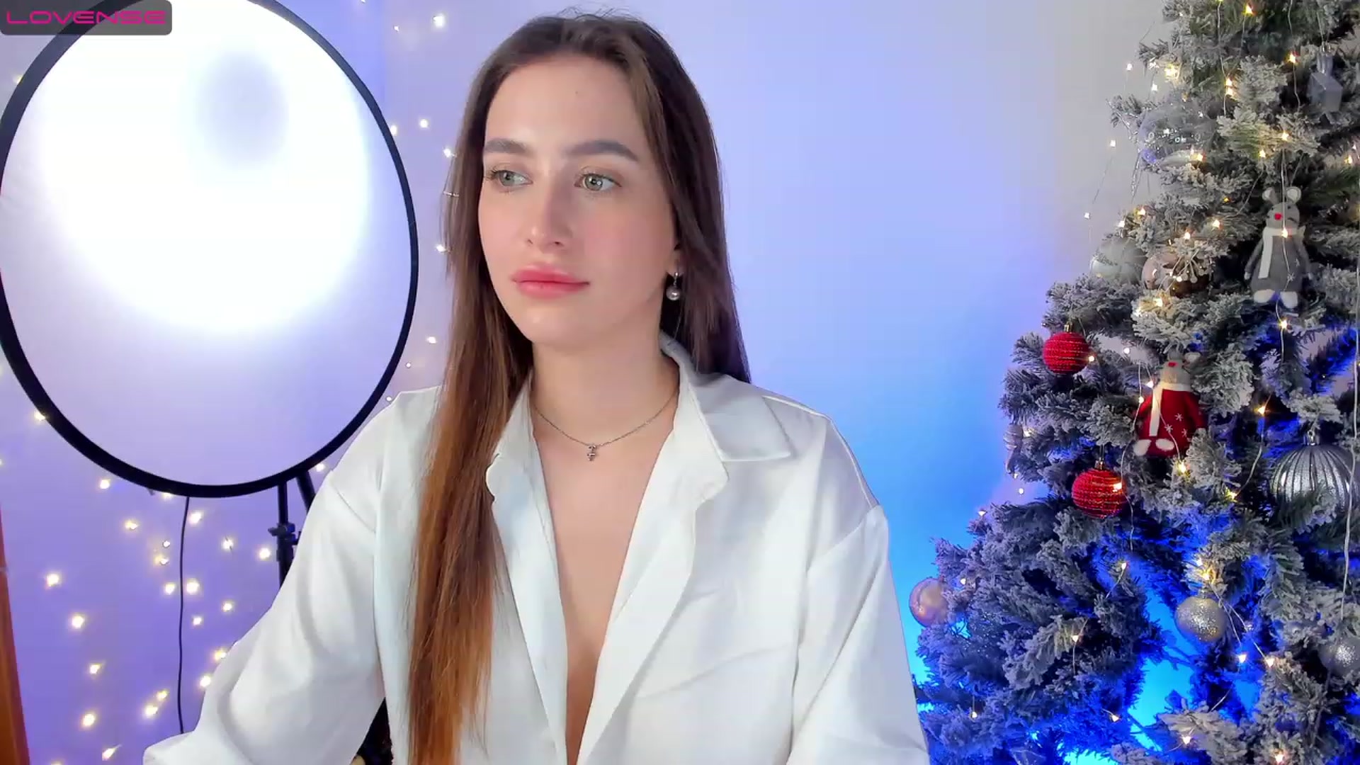 Gallery image thumbnail from Lanna_Rhoades's myfreecams stream on, 01/10/2023, 17:56 image 14 of 20