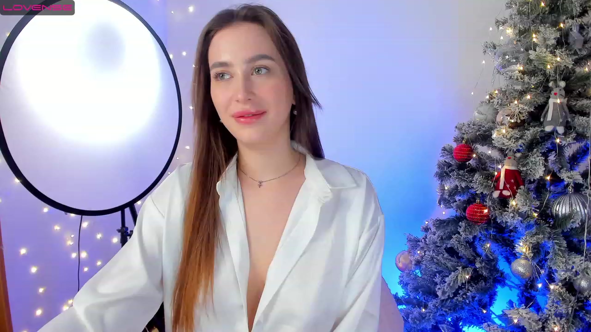Gallery image thumbnail from Lanna_Rhoades's myfreecams stream on, 01/10/2023, 17:56 image 8 of 20