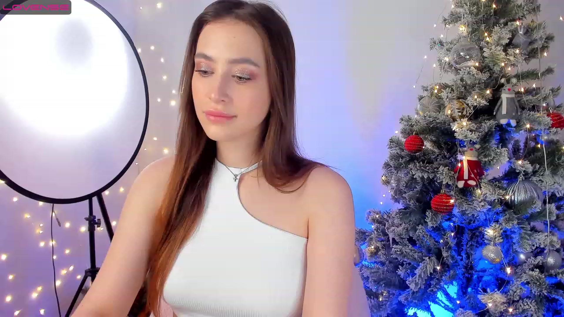 Gallery image thumbnail from Lanna_Rhoades's myfreecams stream on, 01/12/2023, 13:37 image 19 of 20