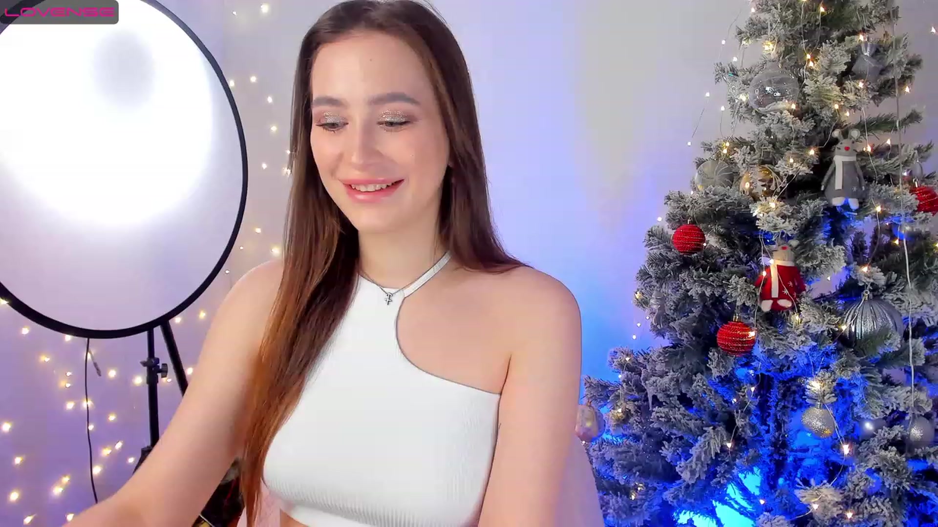 Gallery image thumbnail from Lanna_Rhoades's myfreecams stream on, 01/12/2023, 13:37 image 10 of 20