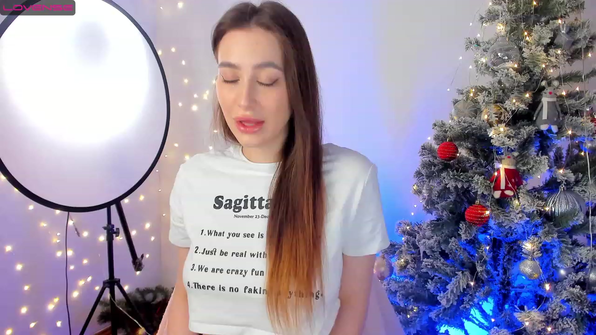 Gallery image thumbnail from Lanna_Rhoades's myfreecams stream on, 01/13/2023, 12:16 image 4 of 20