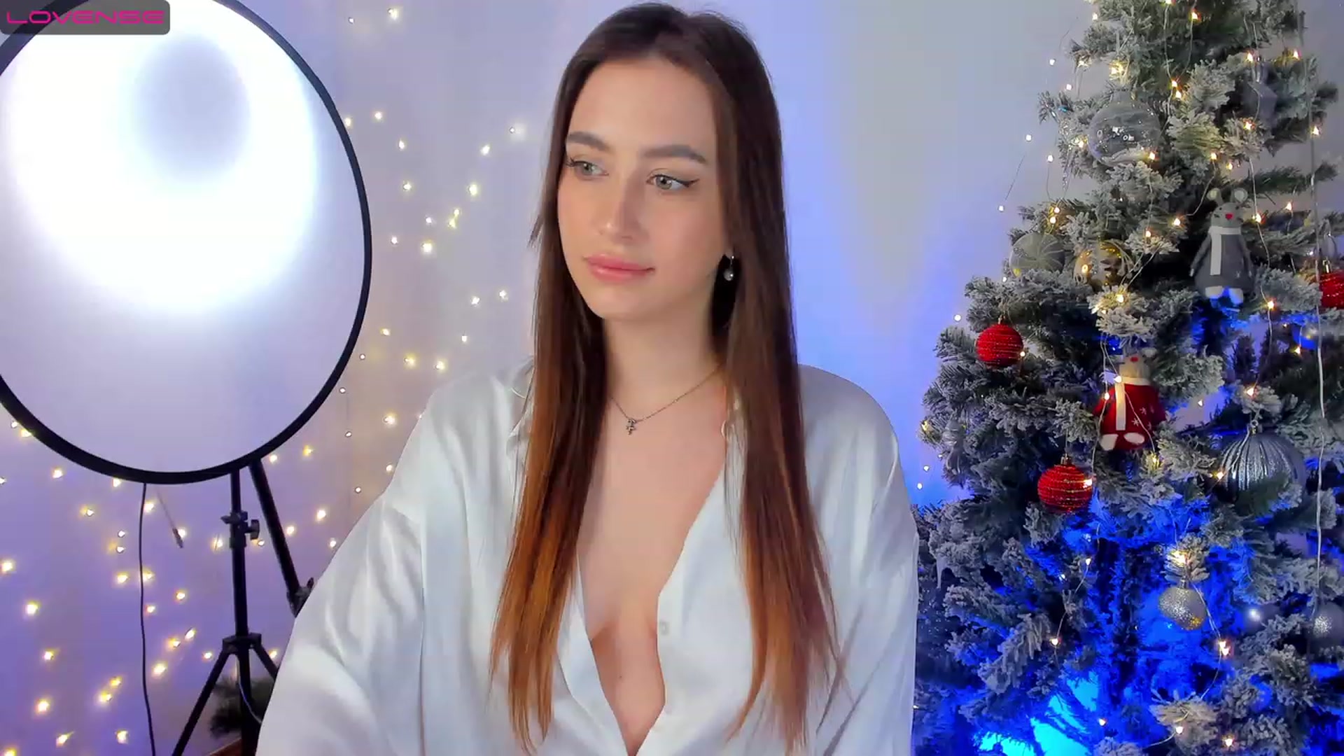 Gallery image thumbnail from Lanna_Rhoades's myfreecams stream on, 01/15/2023, 13:42 image 2 of 20