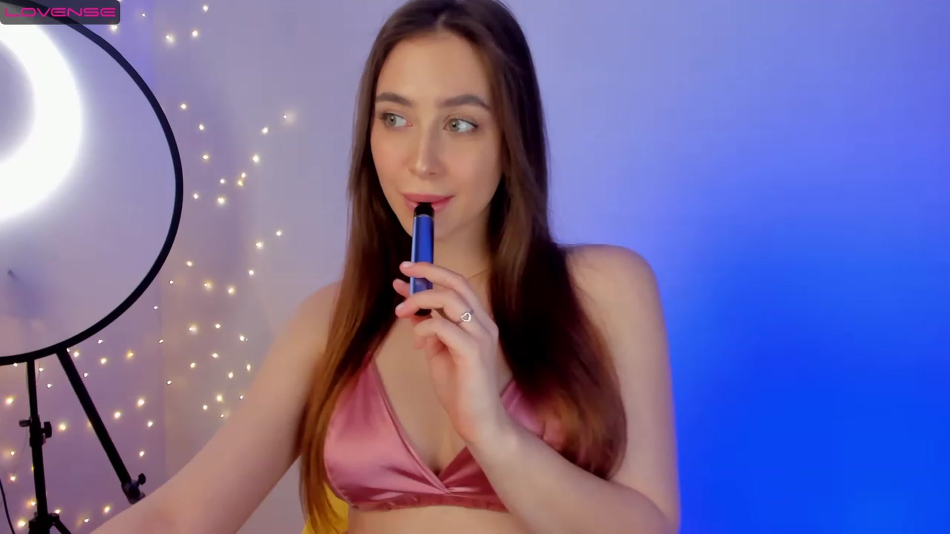 Gallery image thumbnail from Lanna_Rhoades's myfreecams stream on, 01/26/2023, 16:34 image 13 of 20