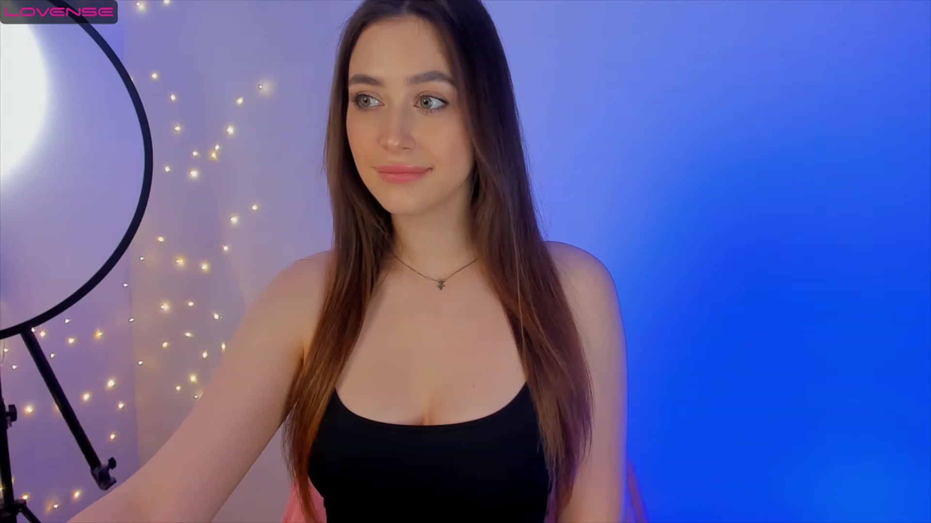 Gallery image thumbnail from Lanna_Rhoades's myfreecams stream on, 01/27/2023, 14:13 image 15 of 20