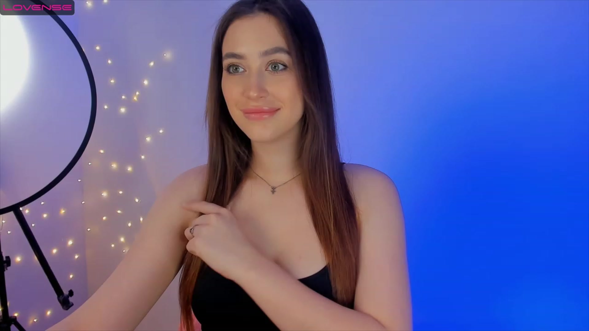 Gallery image thumbnail from Lanna_Rhoades's myfreecams stream on, 01/27/2023, 14:13 image 7 of 20
