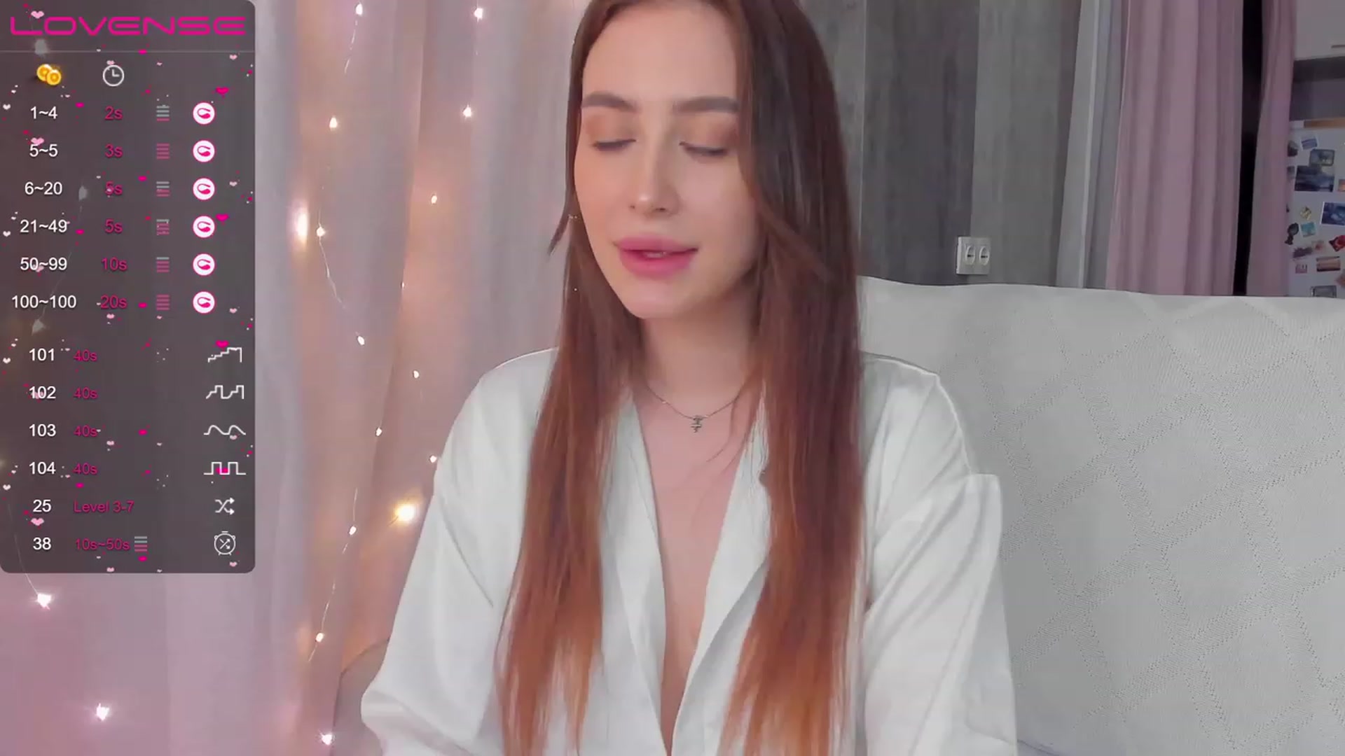 Gallery image thumbnail from Lanna_Rhoades's myfreecams stream on, 02/06/2023, 18:50 image 3 of 20