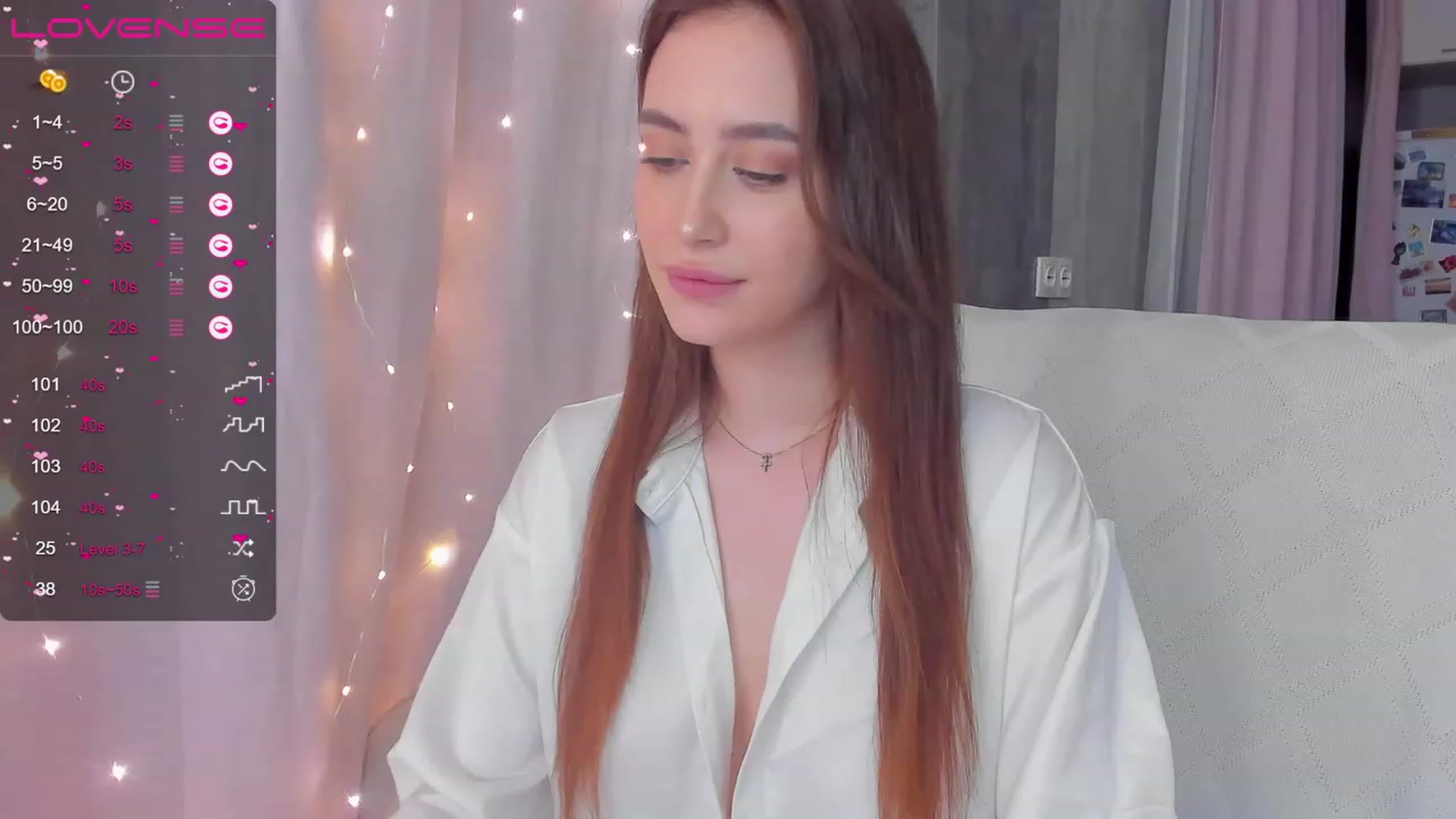 Gallery image thumbnail from Lanna_Rhoades's myfreecams stream on, 02/06/2023, 18:50 image 14 of 20