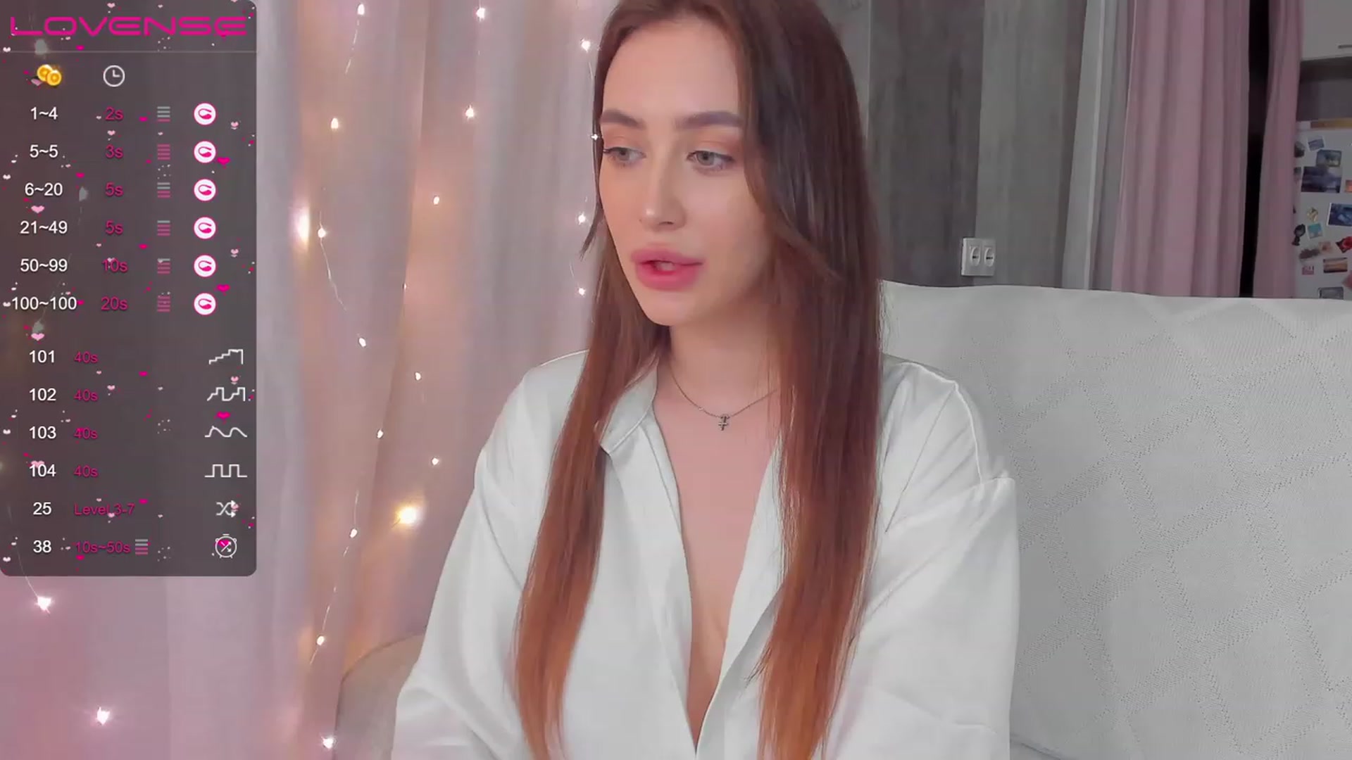 Gallery image thumbnail from Lanna_Rhoades's myfreecams stream on, 02/06/2023, 18:50 image 2 of 20