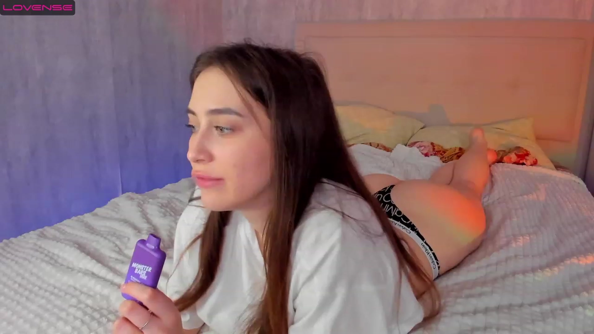 Gallery image thumbnail from Lanna_Rhoades's myfreecams stream on, 03/12/2023, 16:13 image 6 of 20