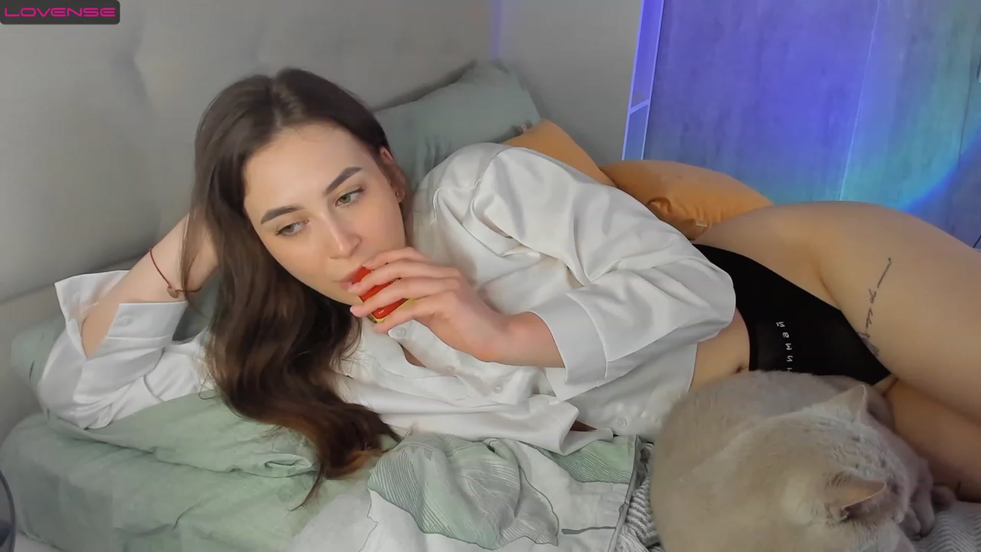 Gallery image thumbnail from Lanna_Rhoades's myfreecams stream on, 05/31/2023, 14:12 image 8 of 20
