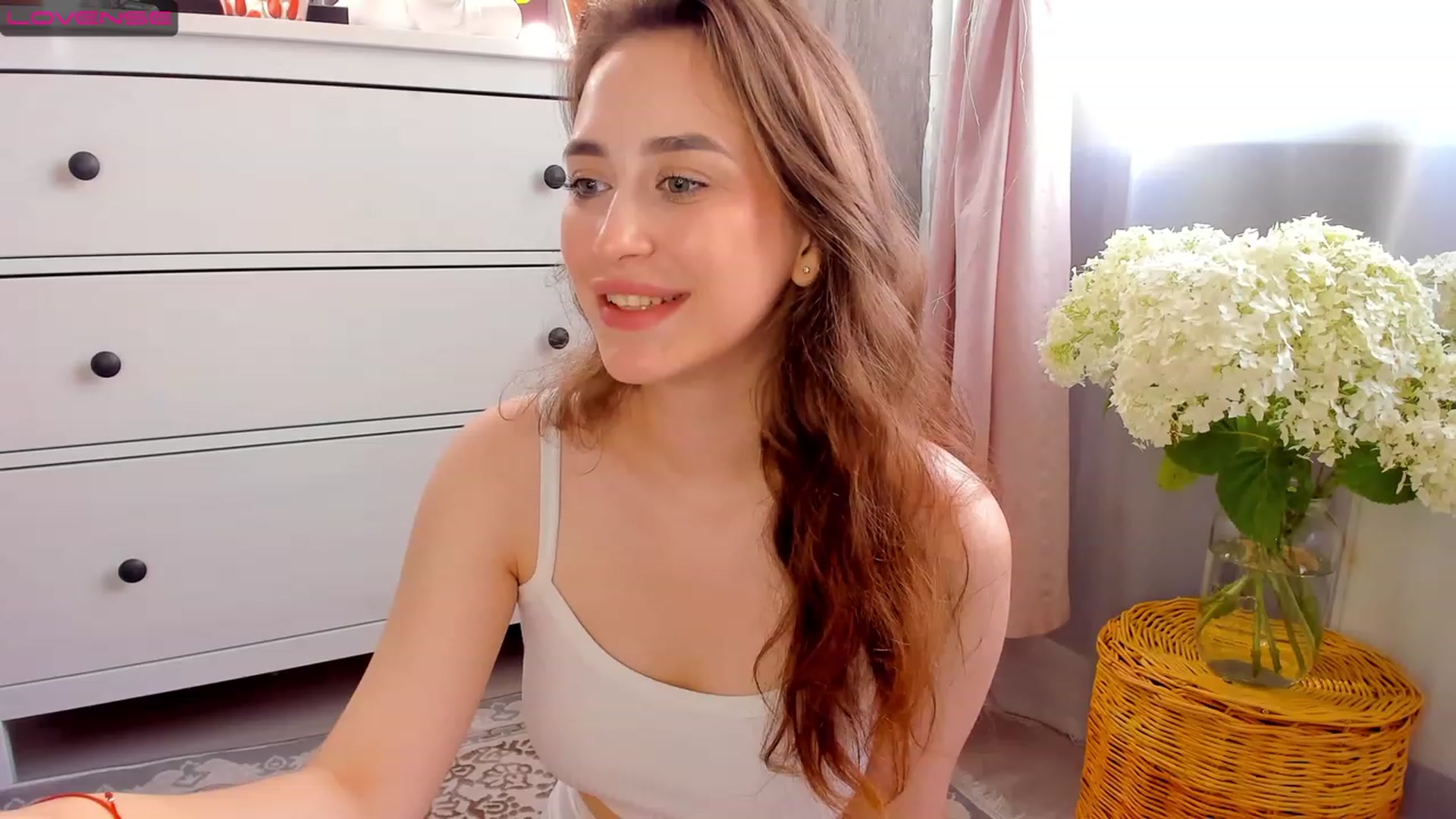 Gallery image thumbnail from Lanna_Rhoades's myfreecams stream on, 07/02/2023, 16:05 image 6 of 20