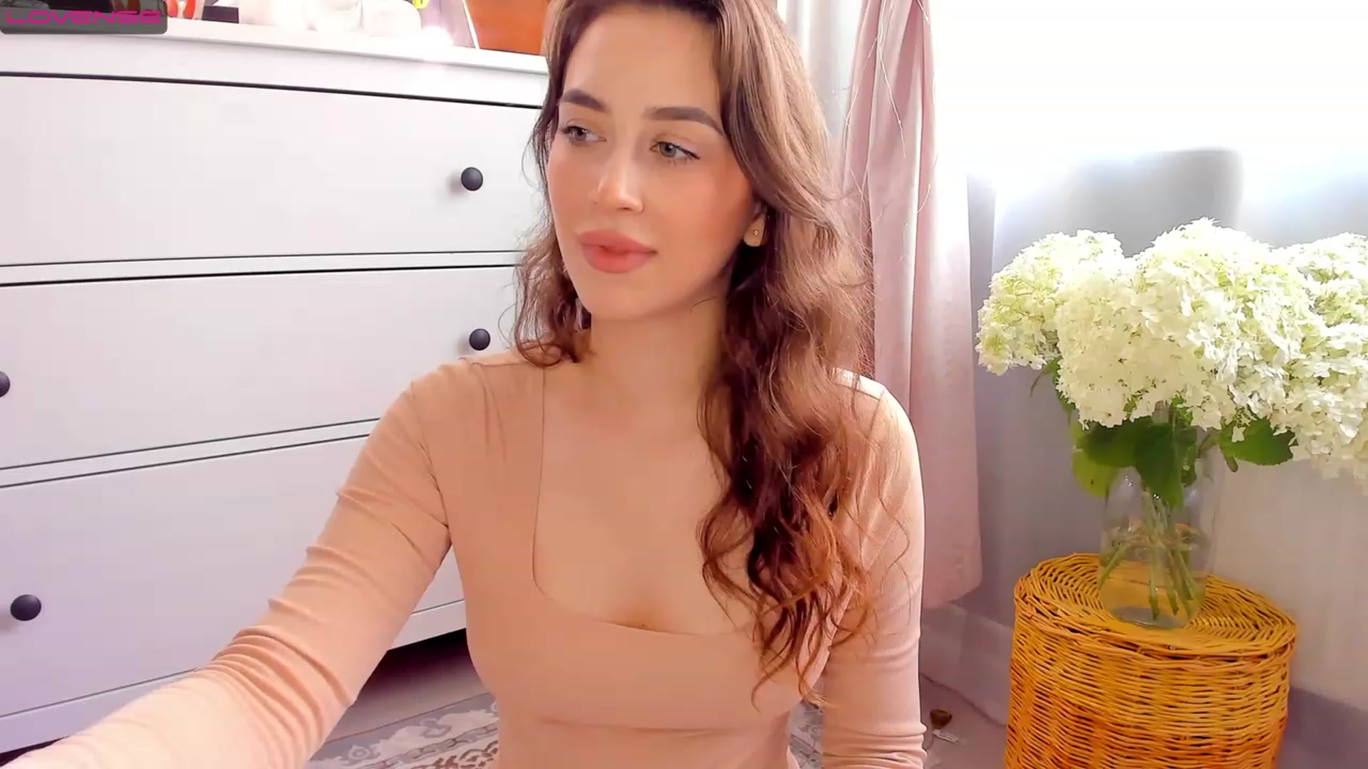 Gallery image thumbnail from Lanna_Rhoades's myfreecams stream on, 07/03/2023, 12:14 image 2 of 20