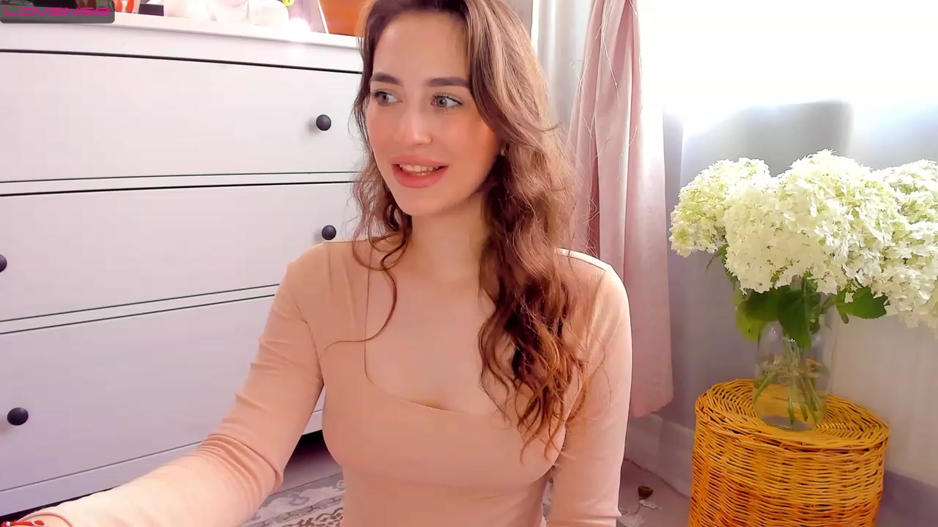 Gallery image thumbnail from Lanna_Rhoades's myfreecams stream on, 07/03/2023, 12:14 image 20 of 20