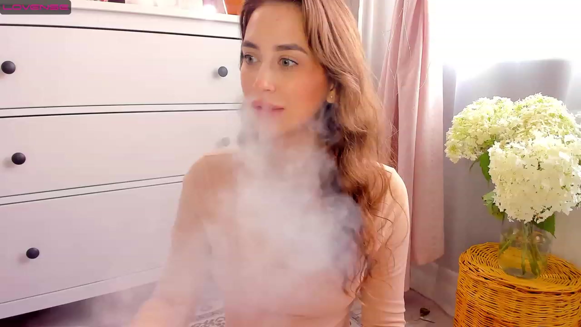 Gallery image thumbnail from Lanna_Rhoades's myfreecams stream on, 07/03/2023, 13:22 image 6 of 20