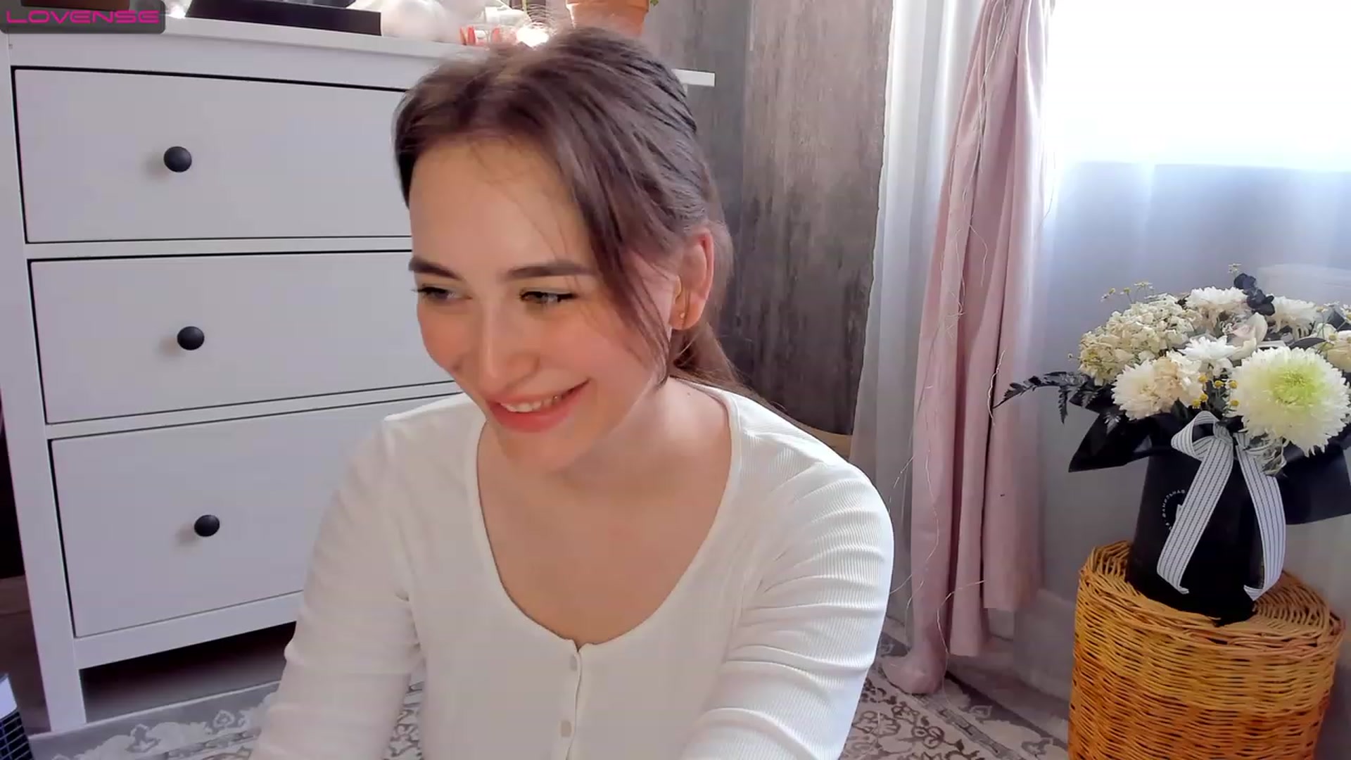 Gallery image thumbnail from Lanna_Rhoades's myfreecams stream on, 07/10/2023, 13:13 image 19 of 20