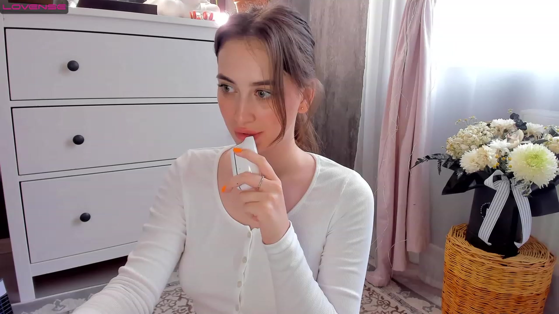 Gallery image thumbnail from Lanna_Rhoades's myfreecams stream on, 07/10/2023, 13:47 image 15 of 20