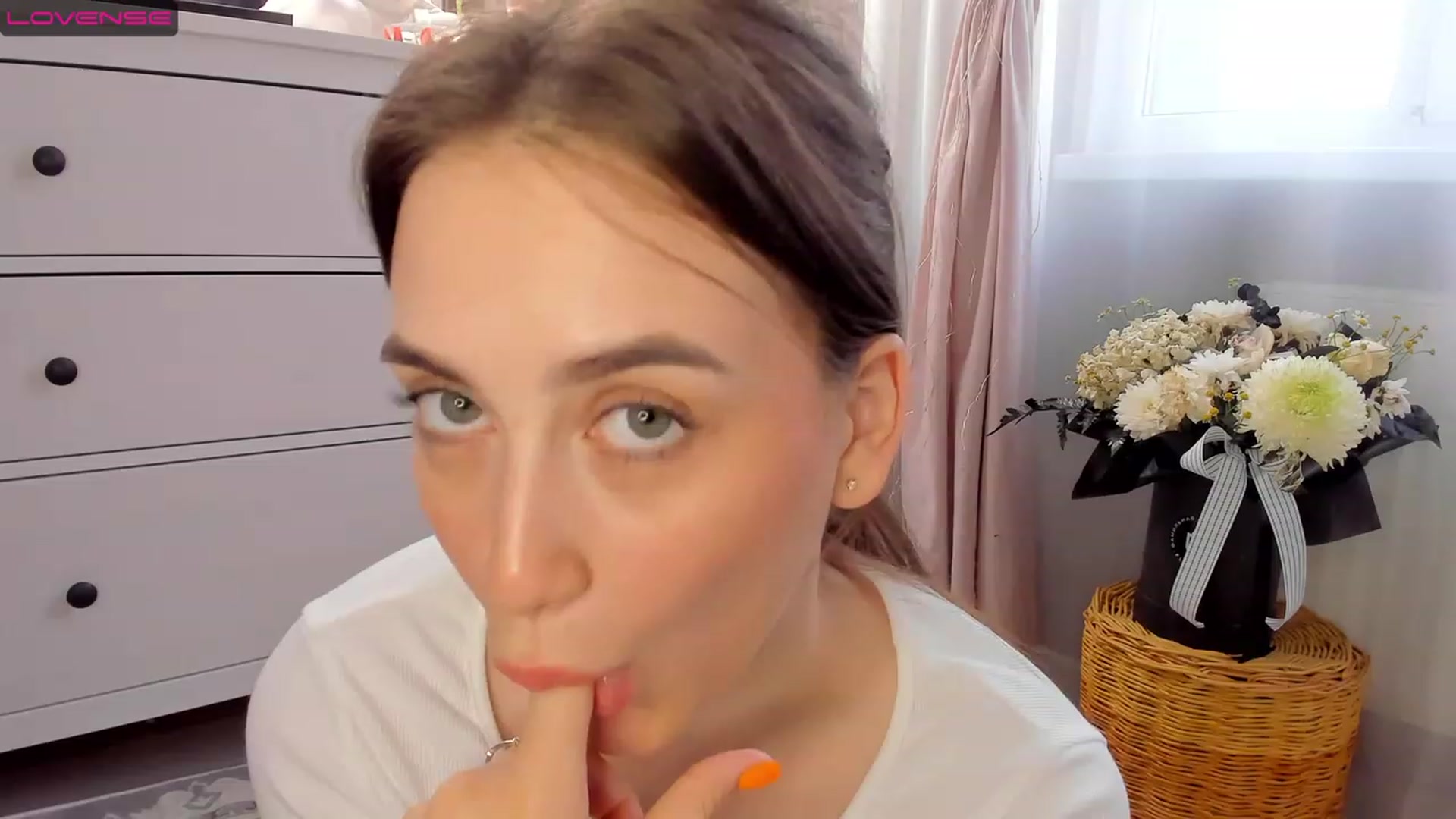 Gallery image thumbnail from Lanna_Rhoades's myfreecams stream on, 07/10/2023, 15:54 image 11 of 20