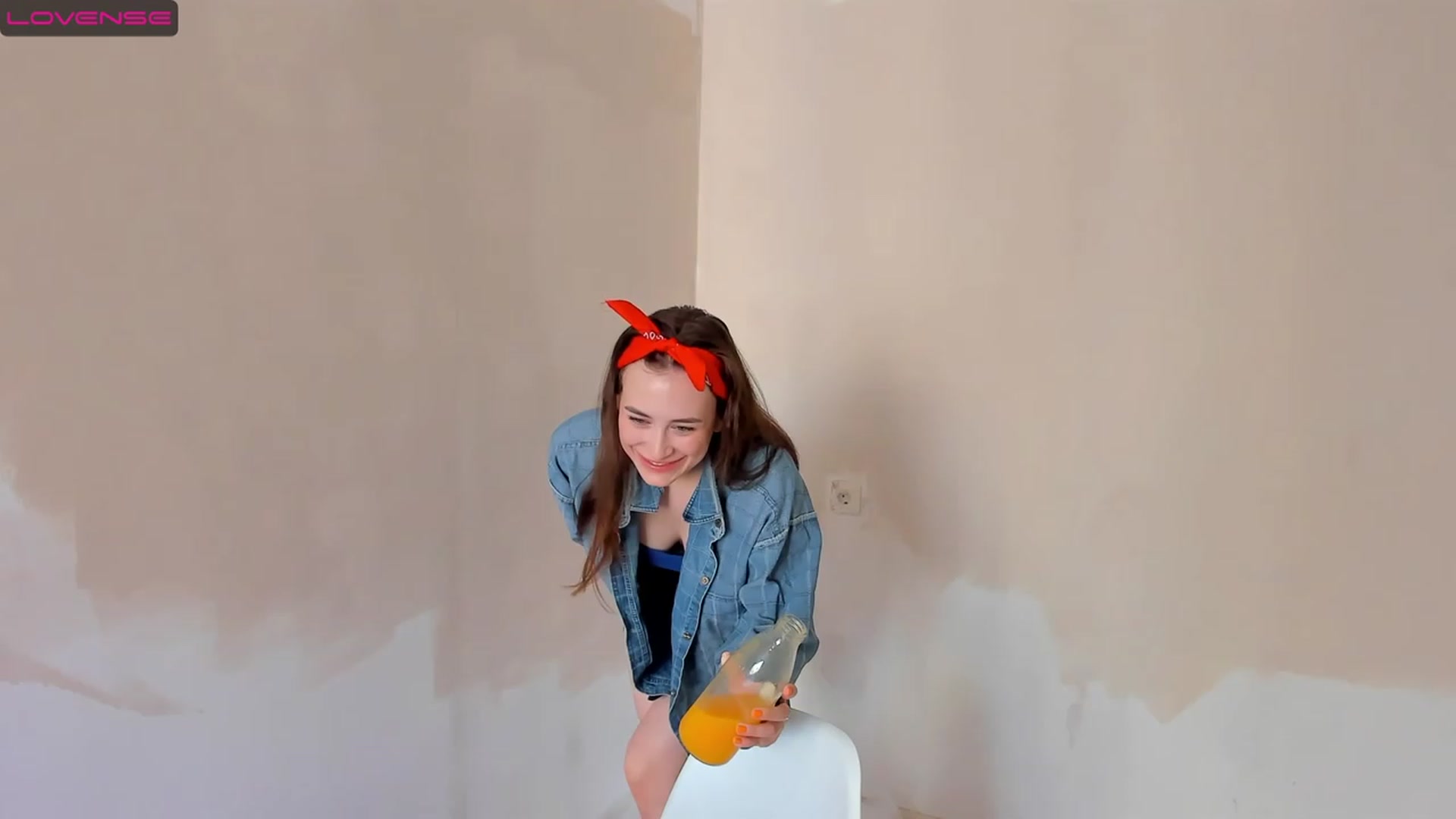 Gallery image thumbnail from Lanna_Rhoades's myfreecams stream on, 07/13/2023, 12:28 image 13 of 20