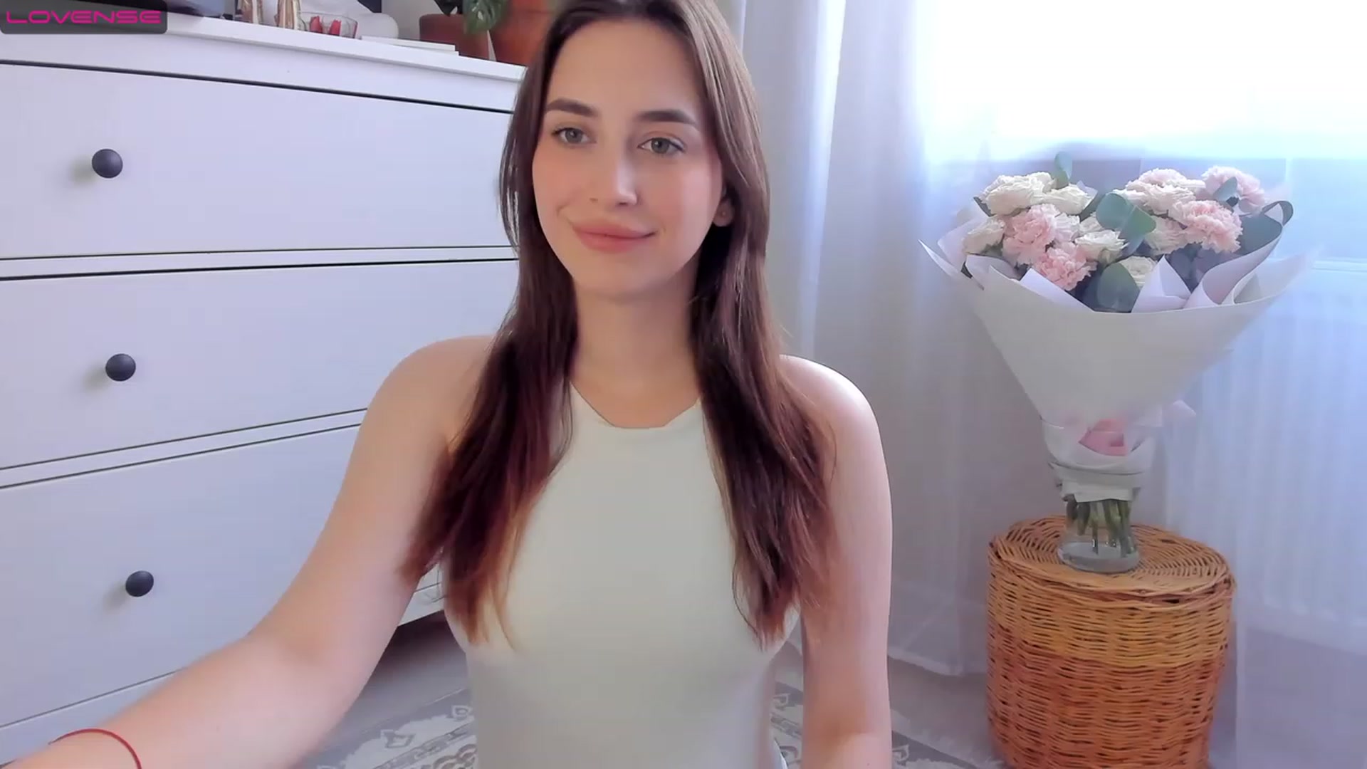 Gallery image thumbnail from Lanna_Rhoades's myfreecams stream on, 07/14/2023, 12:22 image 3 of 20