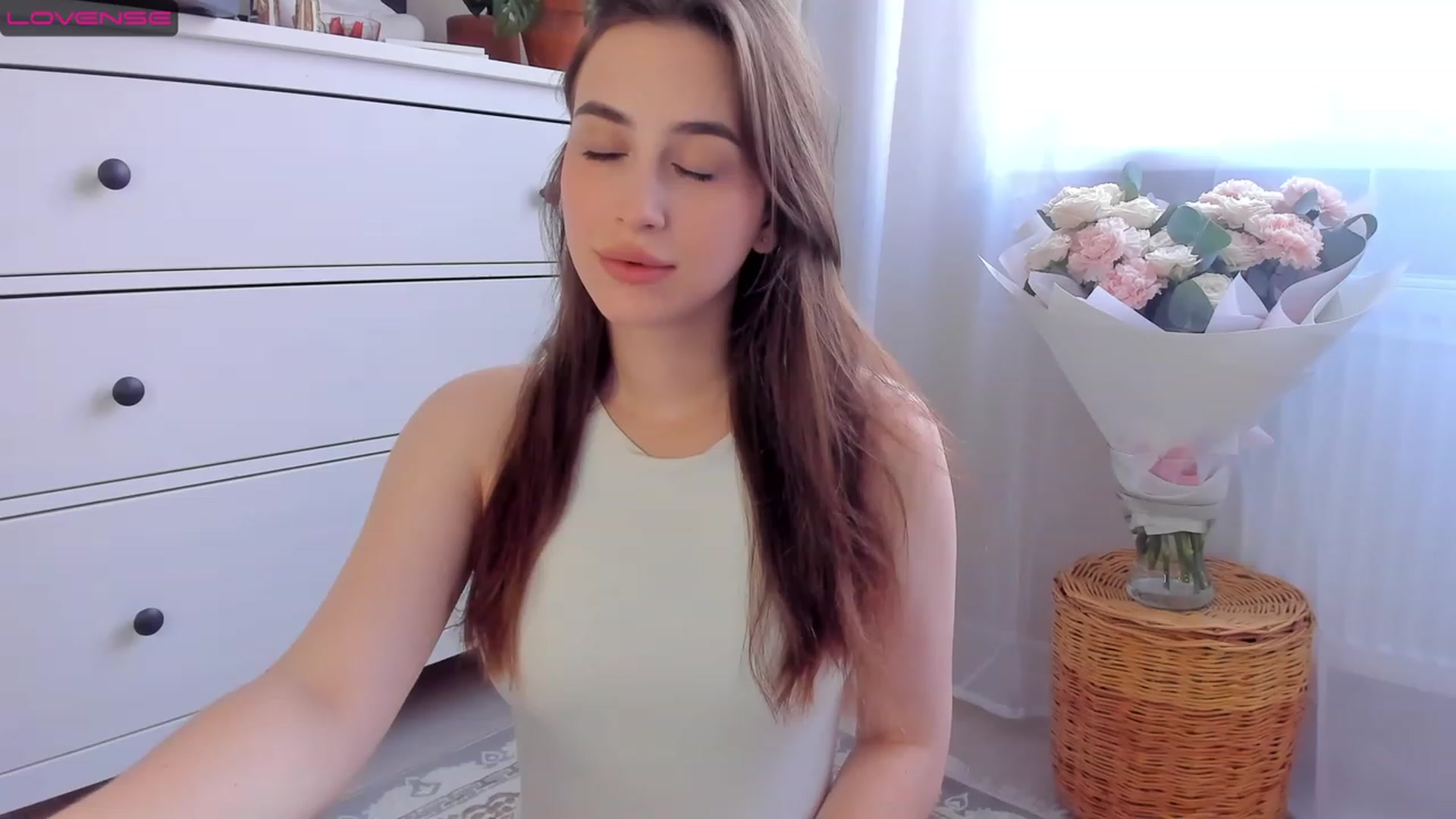 Gallery image thumbnail from Lanna_Rhoades's myfreecams stream on, 07/14/2023, 12:22 image 4 of 20